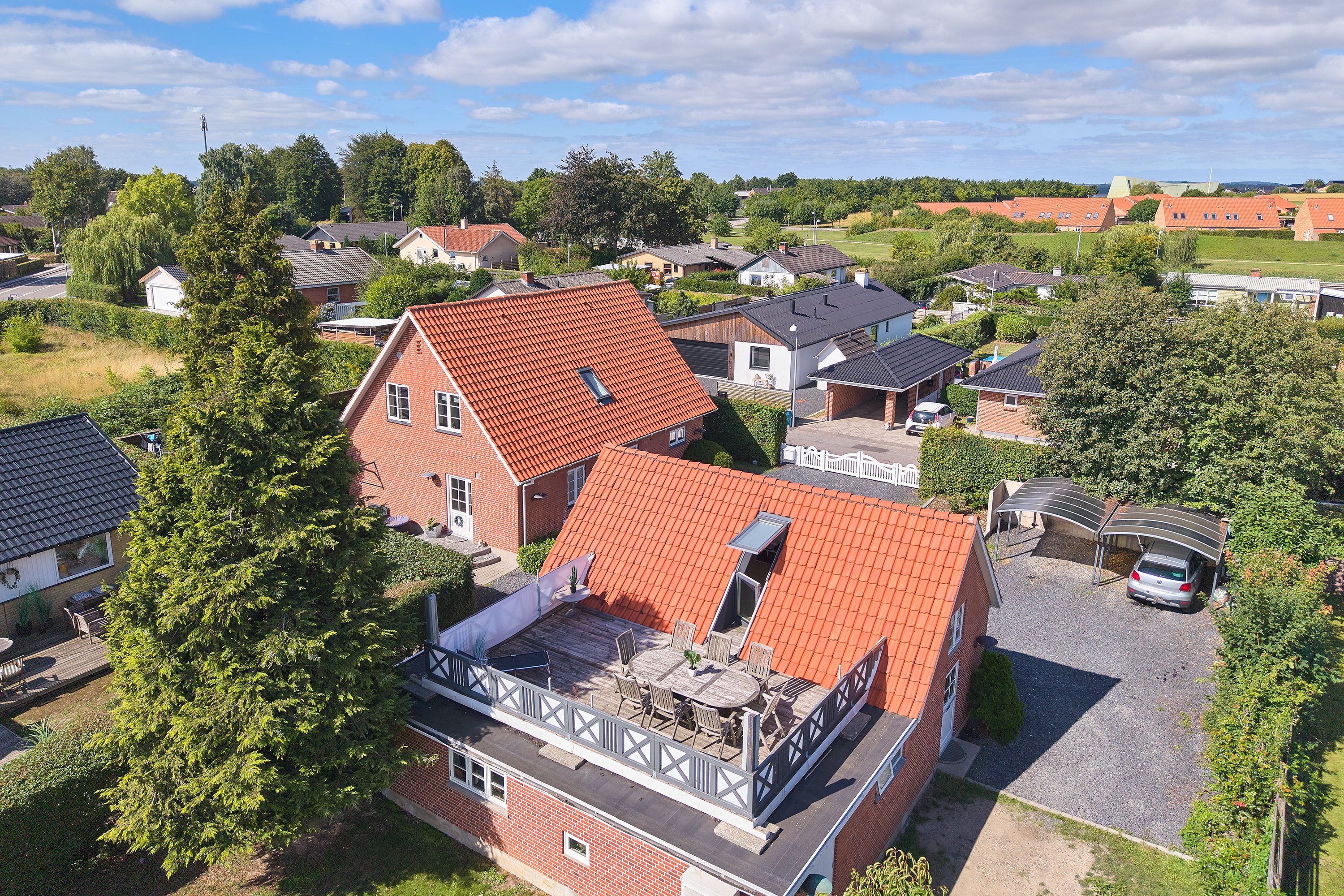 Fremhævet ejendommen billede i fuldskærmstilstand. Billede af Ørnevej 2B, 4040 Jyllinge
