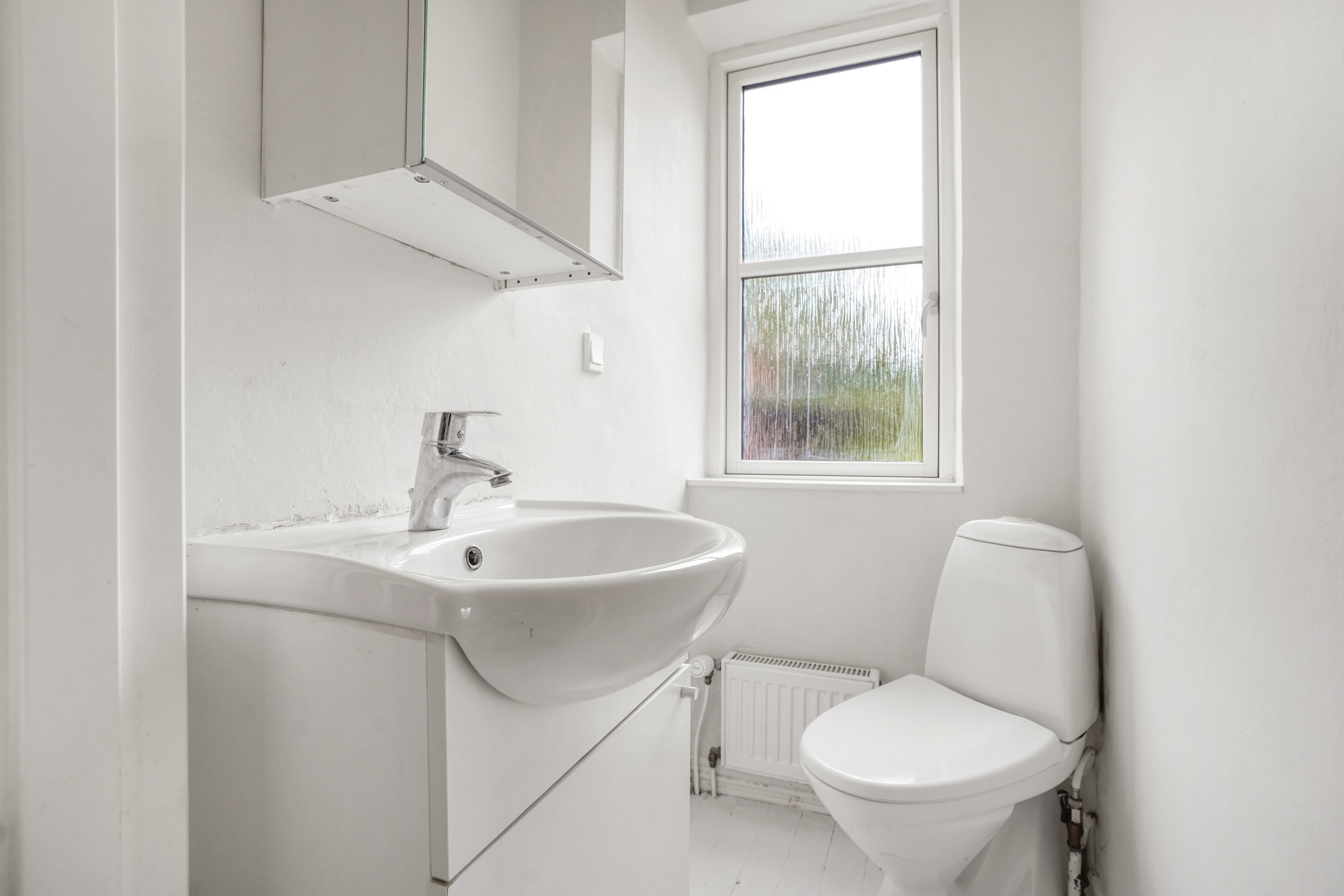 Fremhævet toilet billede i fuldskærmstilstand. Billede af Vissenbjergvej 3, Tommerup St, 5690 Tommerup