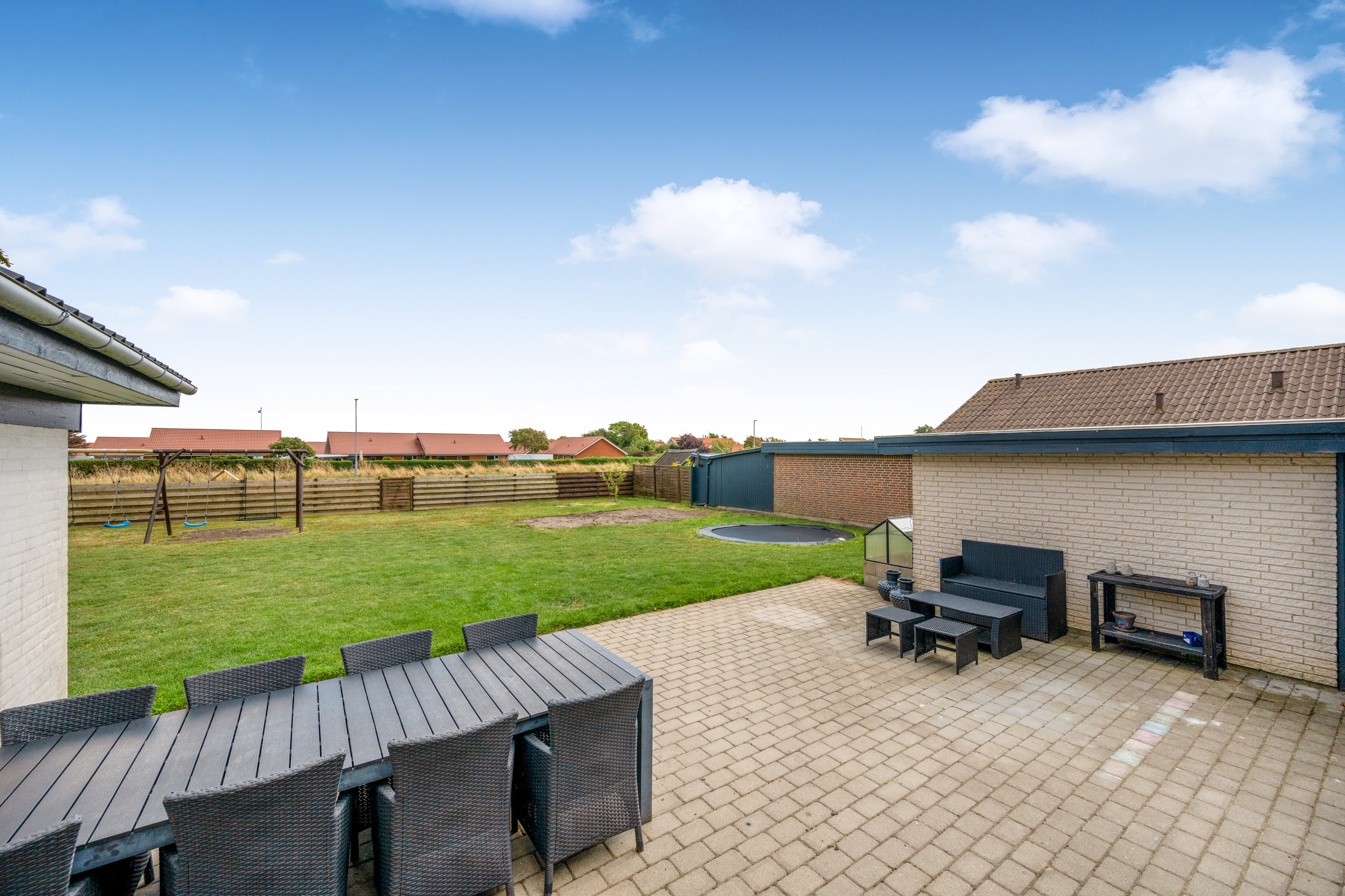 Fremhævet terrasse billede i fuldskærmstilstand. Billede af Markledet 61, 6950 Ringkøbing