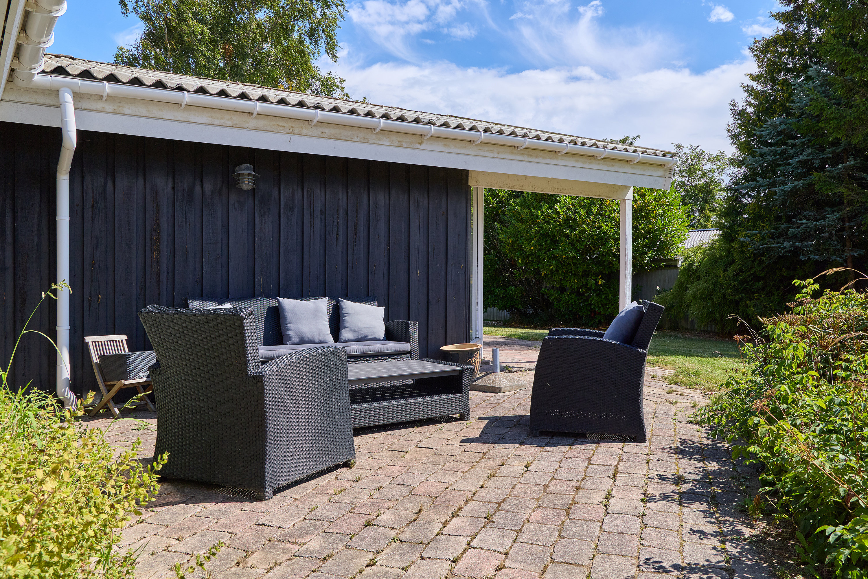 Fremhævet terrasse billede i fuldskærmstilstand. Billede af Englodsvej 14, Smidstrup, 3250 Gilleleje
