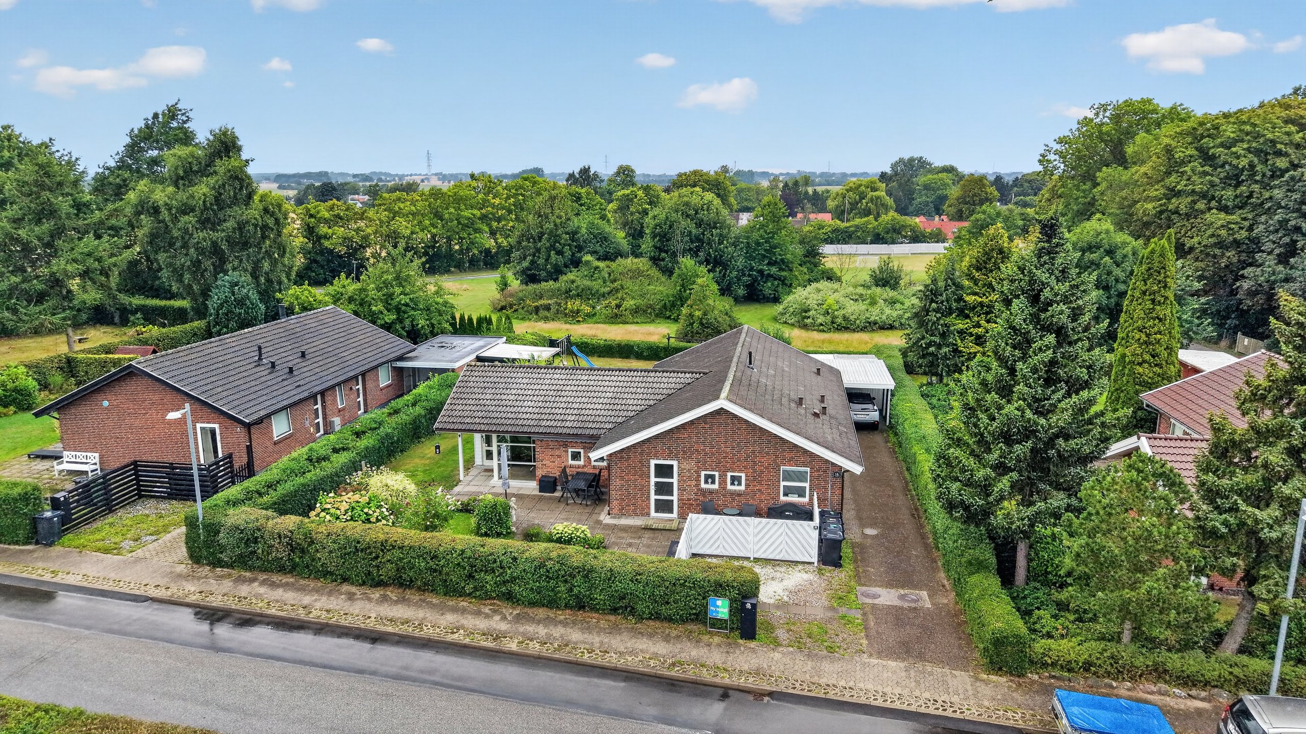 Fremhævet luftfoto billede i fuldskærmstilstand. Billede af Højdevej 16, Jersie, 2680 Solrød Strand