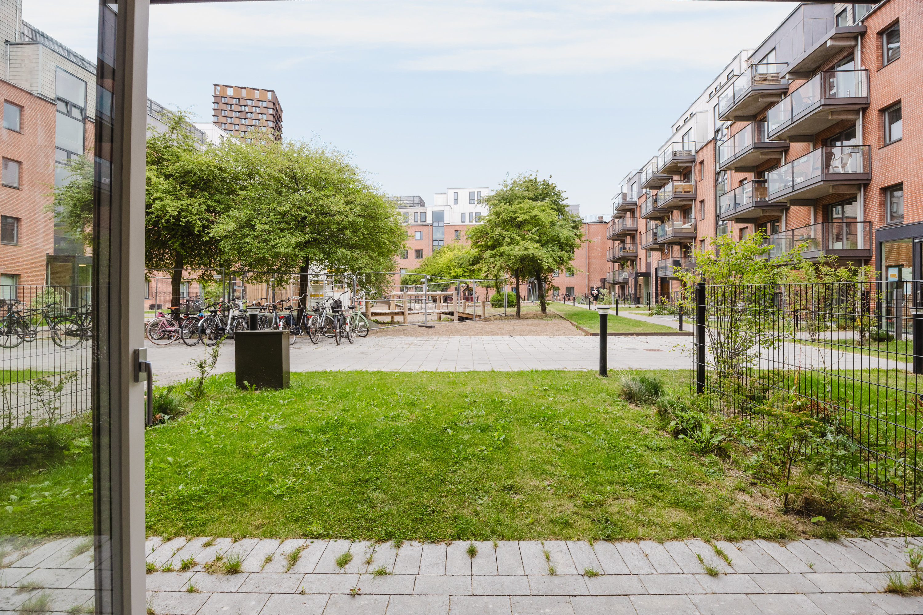 Fremhævet andet billede i fuldskærmstilstand. Billede af Mjølnerparken 42, st. tv., 2200 København N