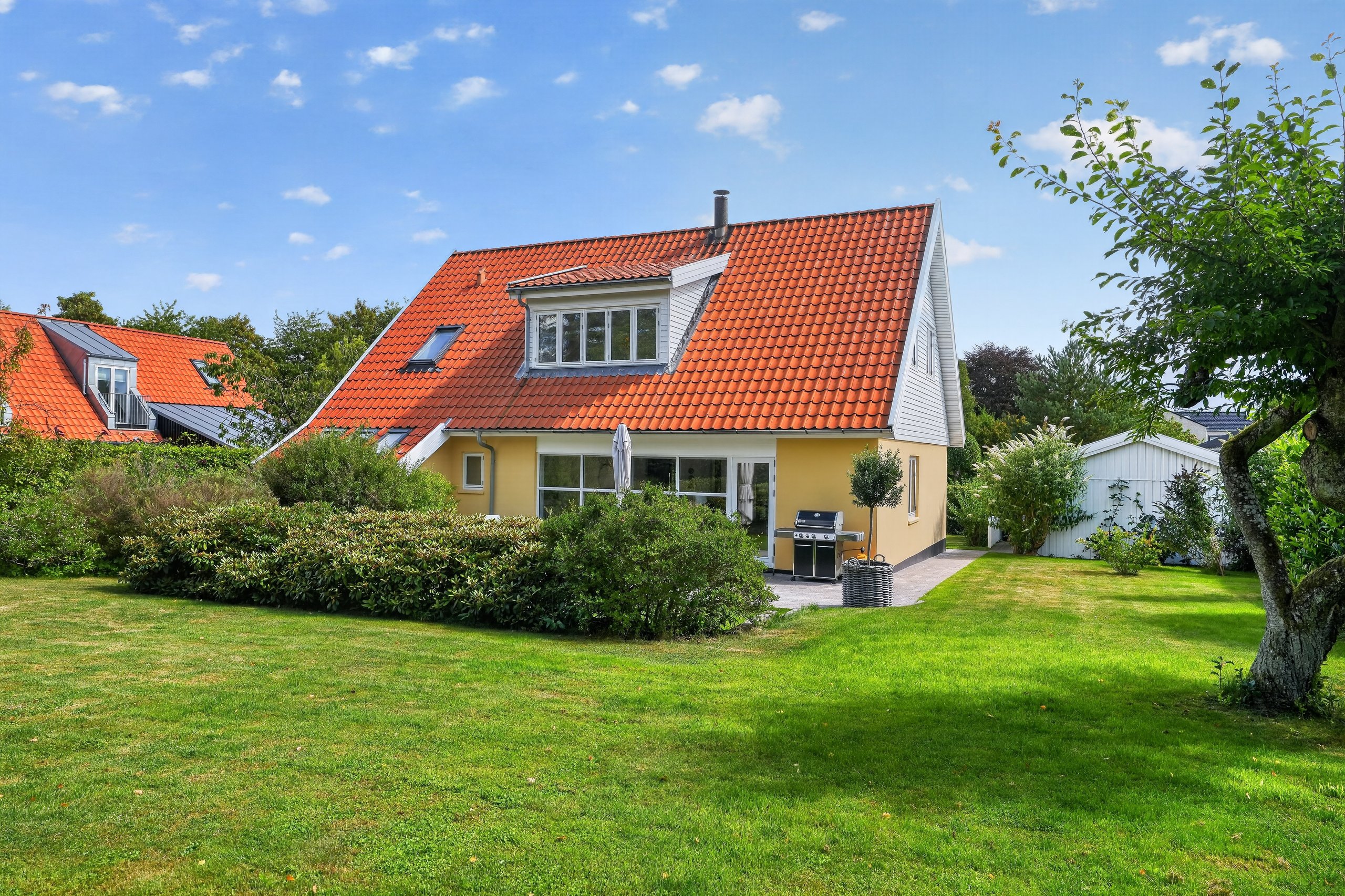 Miniaturebillede 1: ejendommen. Billede af Ejlersvej 11, 3050 Humlebæk