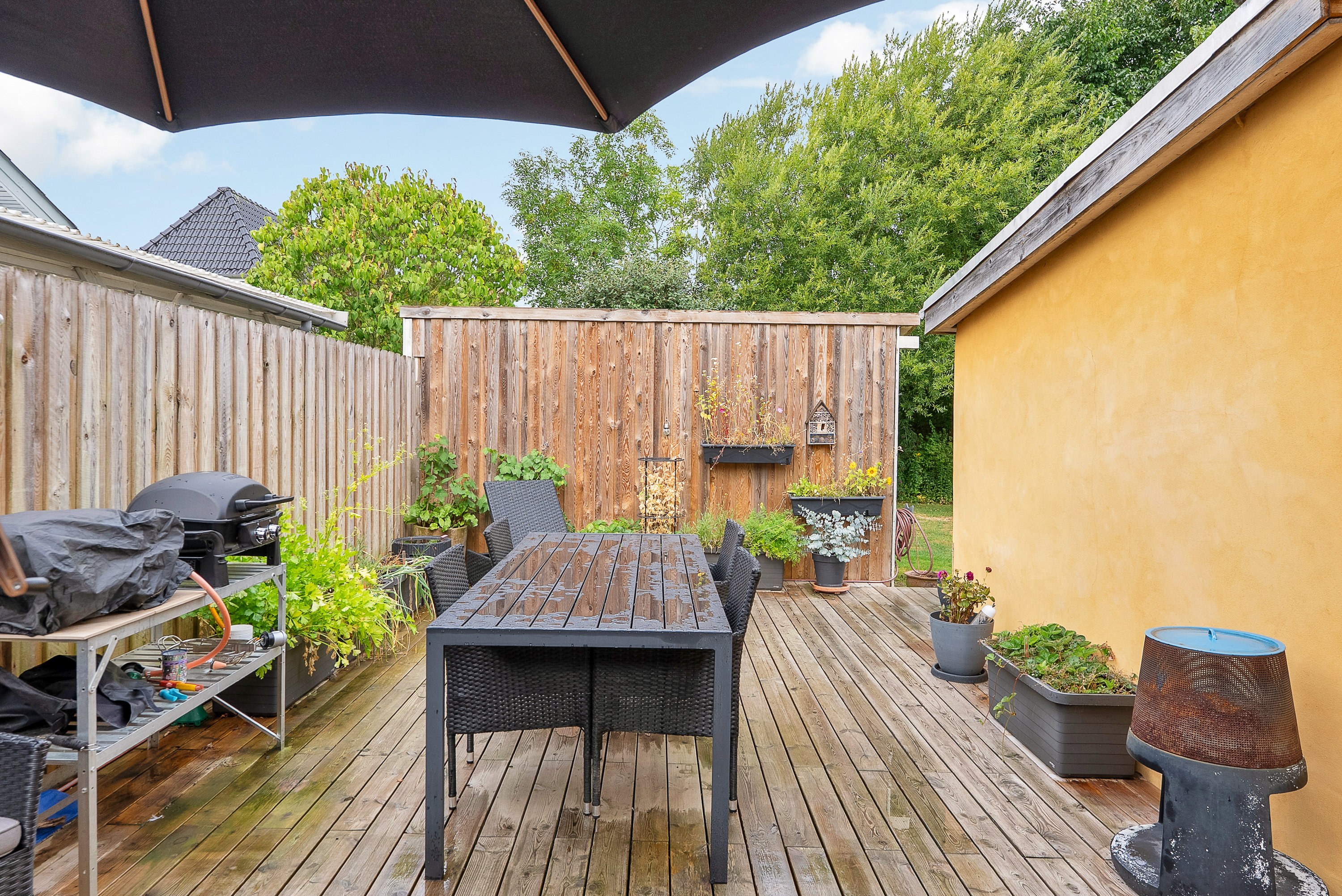 Fremhævet terrasse billede i fuldskærmstilstand. Billede af Banevænget 12, Næsby, 5270 Odense N