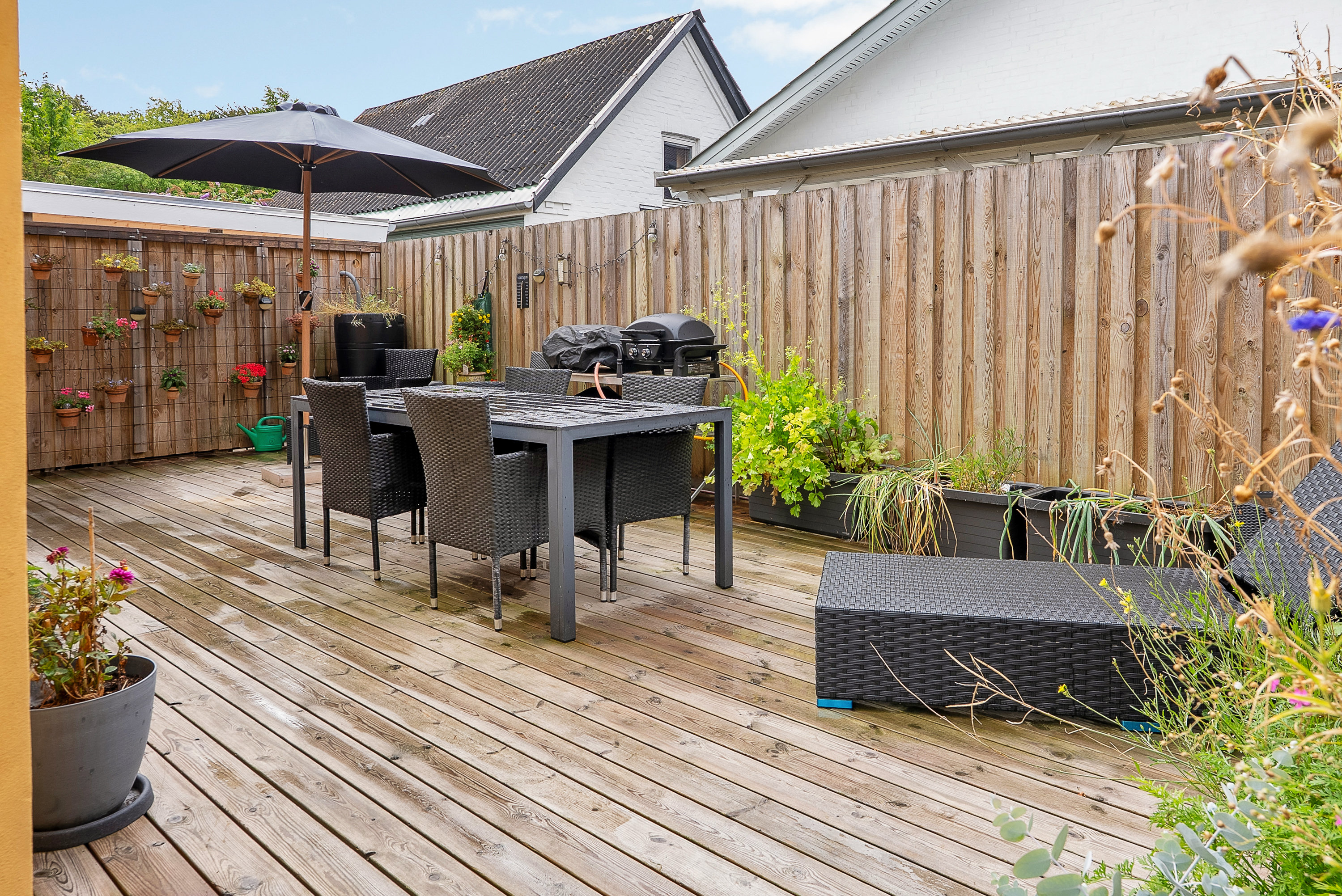 Fremhævet terrasse billede i fuldskærmstilstand. Billede af Banevænget 12, Næsby, 5270 Odense N