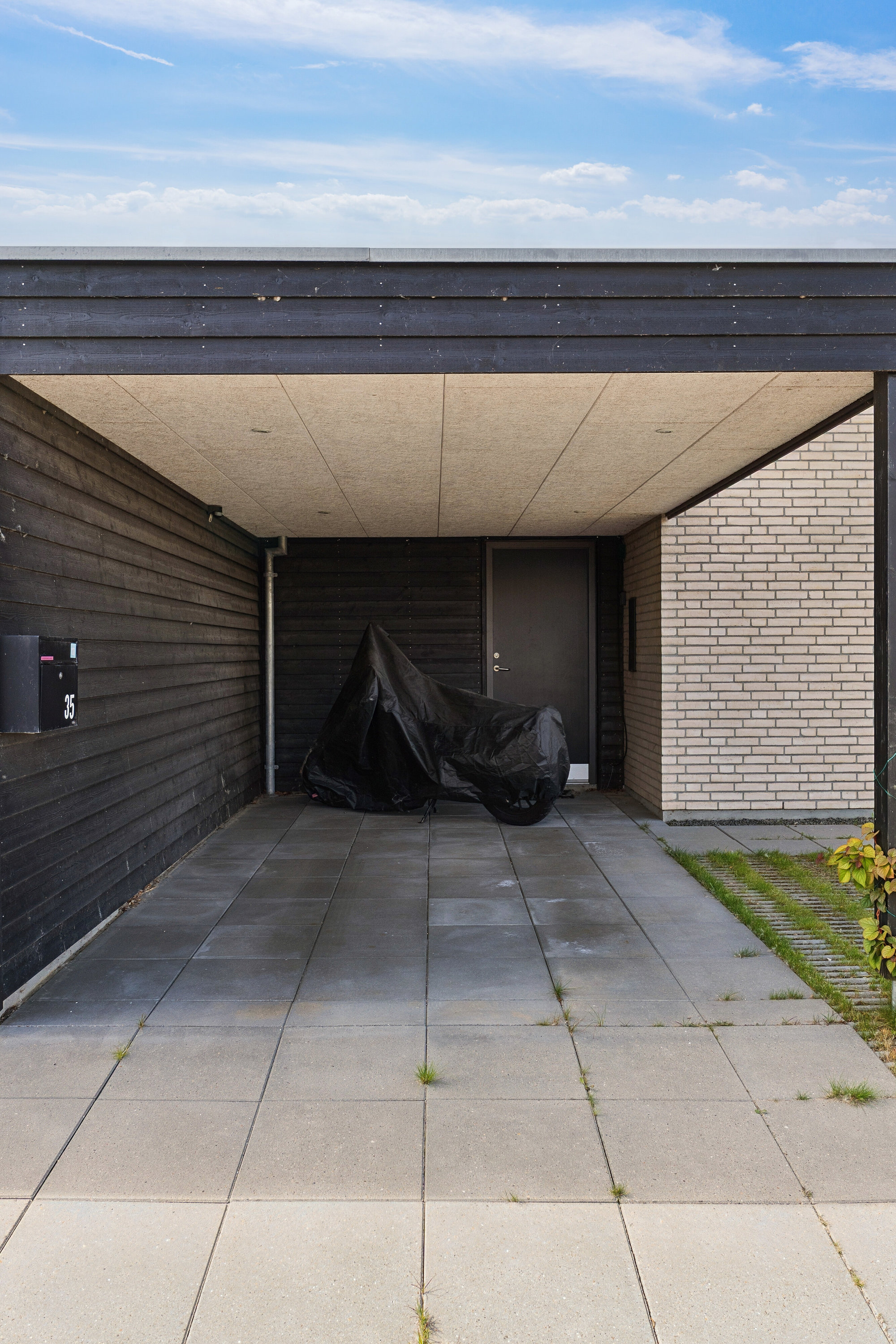 Fremhævet baghave billede i fuldskærmstilstand. Billede af Safranvej 35, 8600 Silkeborg