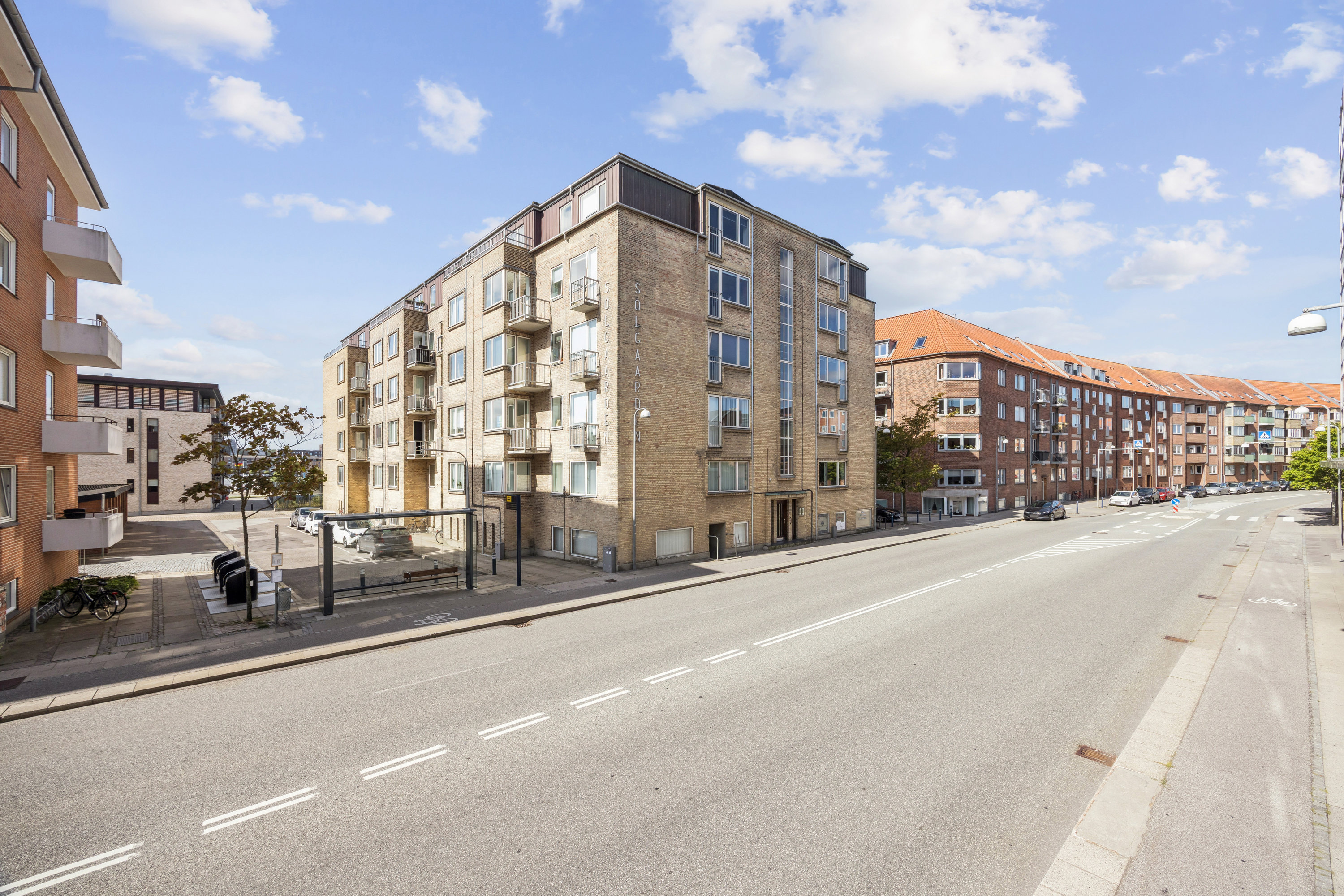 Fremhævet andet billede i fuldskærmstilstand. Billede af Vesterbrogade 6, 1. 2., 9400 Nørresundby