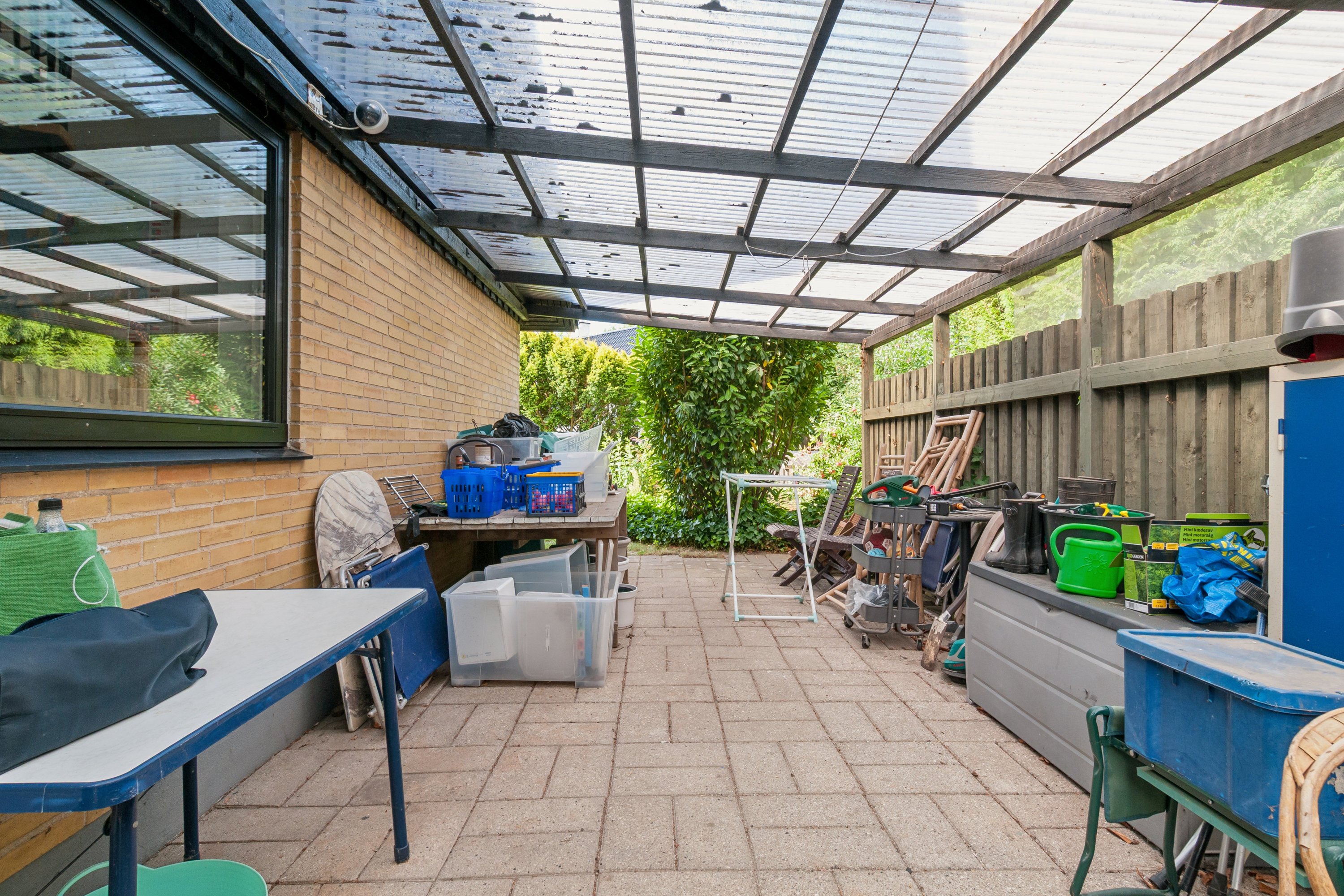 Fremhævet terrasse billede i fuldskærmstilstand. Billede af Højlundsvej 3, 3500 Værløse