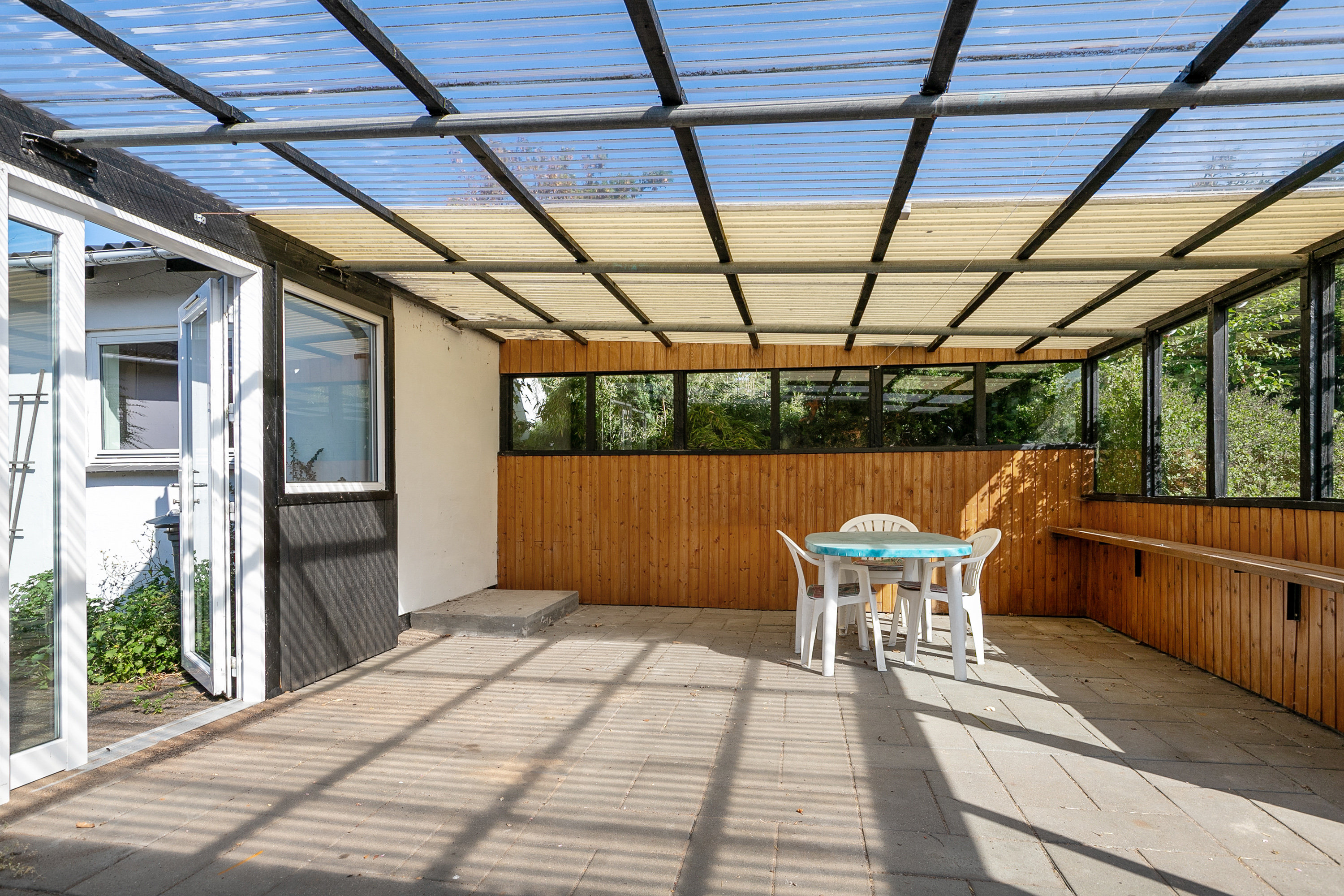 Fremhævet overdækket terrasse billede i fuldskærmstilstand. Billede af Lundergaardsvej 6, Kaas, 9490 Pandrup