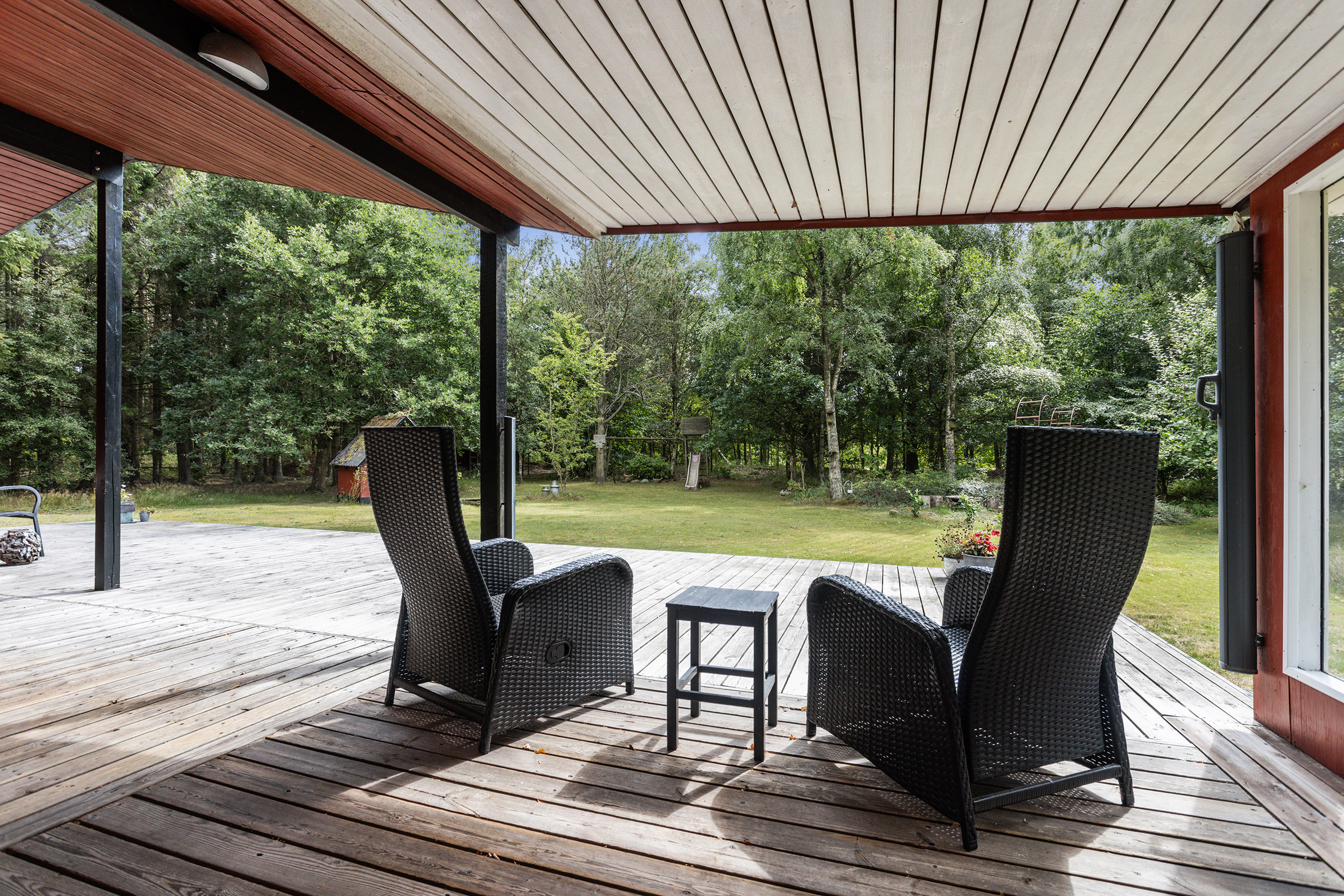 Fremhævet overdækket terrasse billede i fuldskærmstilstand. Billede af Ørredvej 29, Voerså, 9300 Sæby