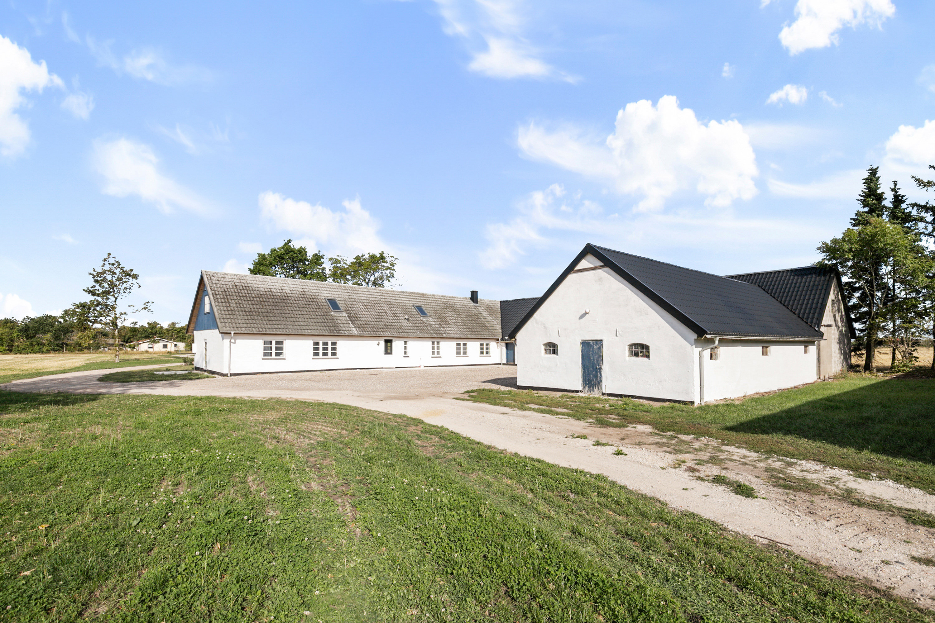 Fremhævet facade billede i fuldskærmstilstand. Billede af Skadbakvej 31, Moseby, 9490 Pandrup