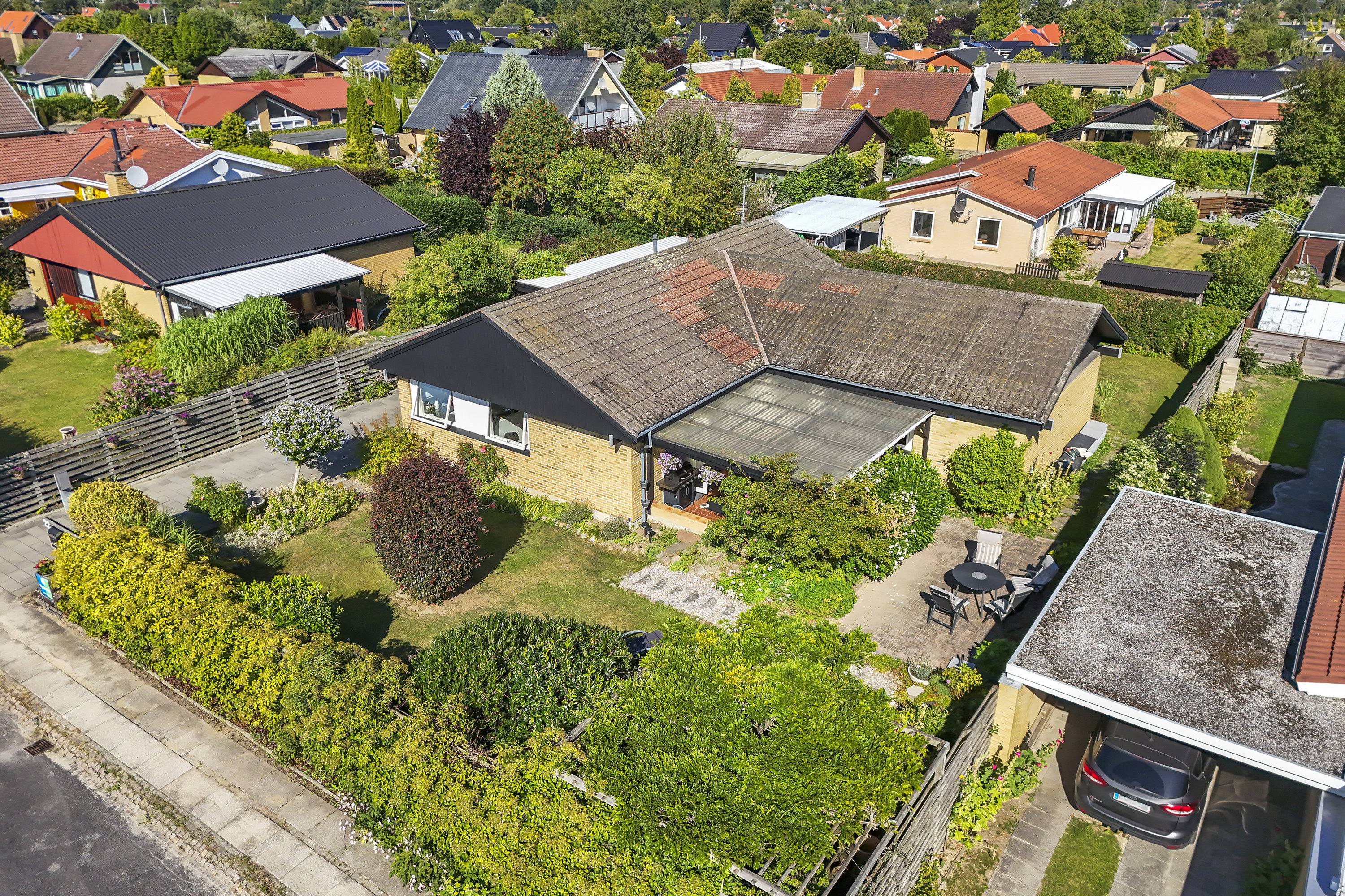 Fremhævet facade billede i fuldskærmstilstand. Billede af Brandsbyvej 22, 2740 Skovlunde