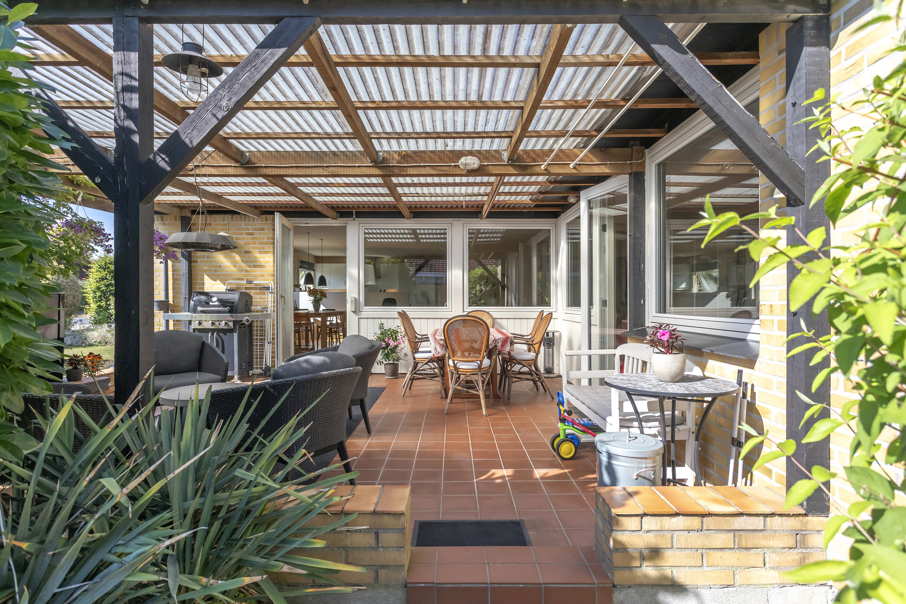 Fremhævet overdækket terrasse billede i fuldskærmstilstand. Billede af Brandsbyvej 22, 2740 Skovlunde