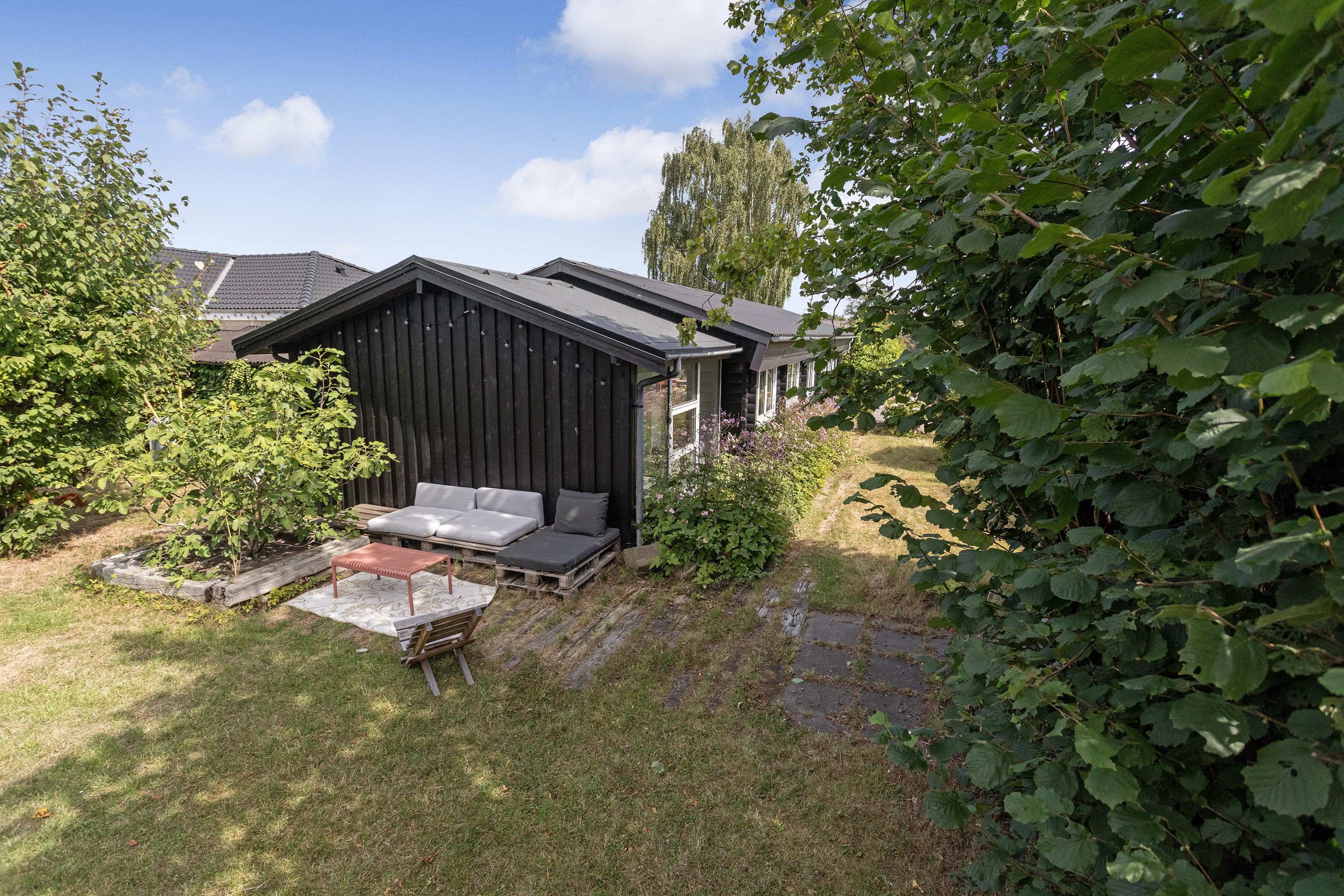 Fremhævet terrasse billede i fuldskærmstilstand. Billede af Askov Alle 28, 2770 Kastrup