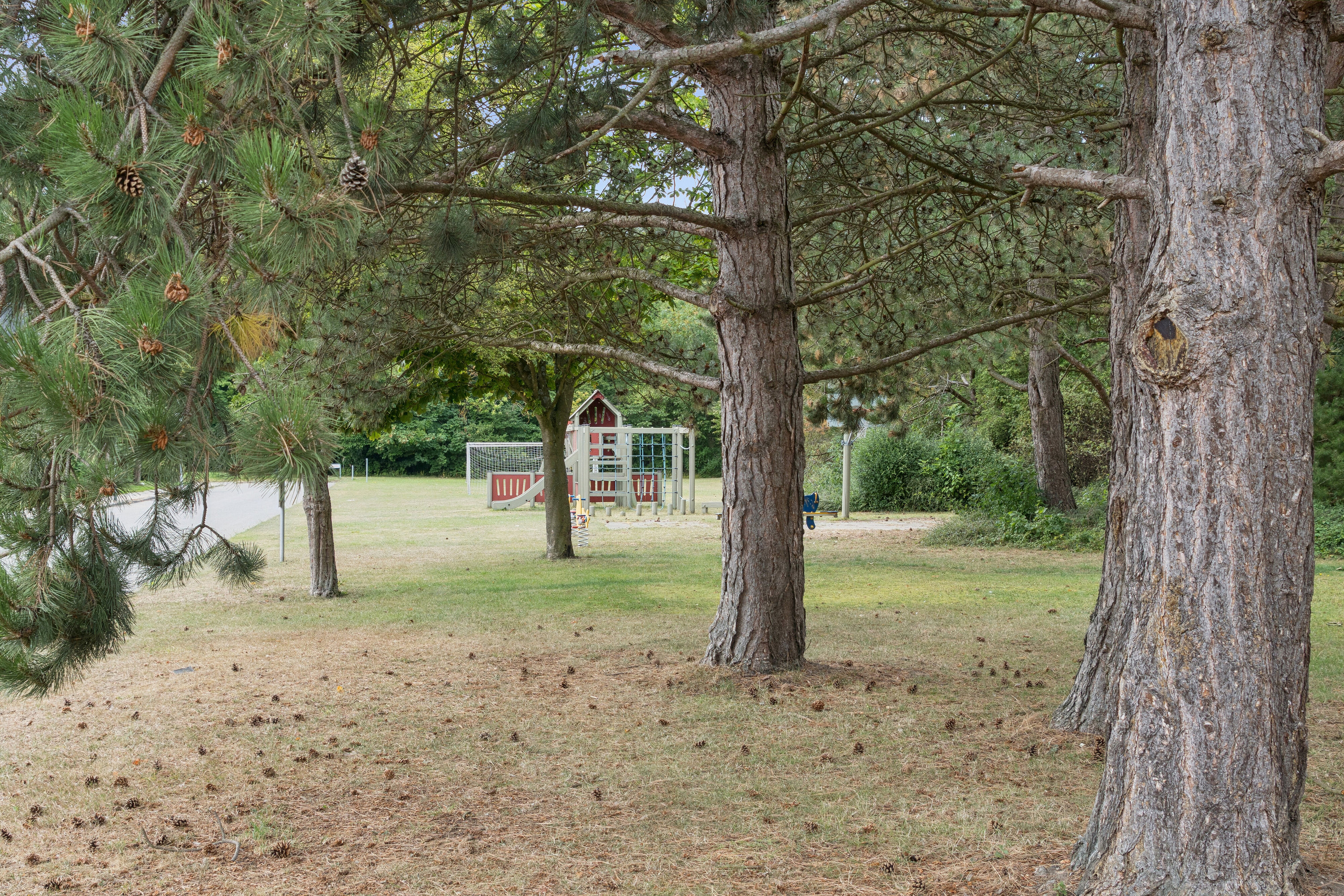 Fremhævet udendørs billede i fuldskærmstilstand. Billede af Enghøjparken 44, 2650 Hvidovre