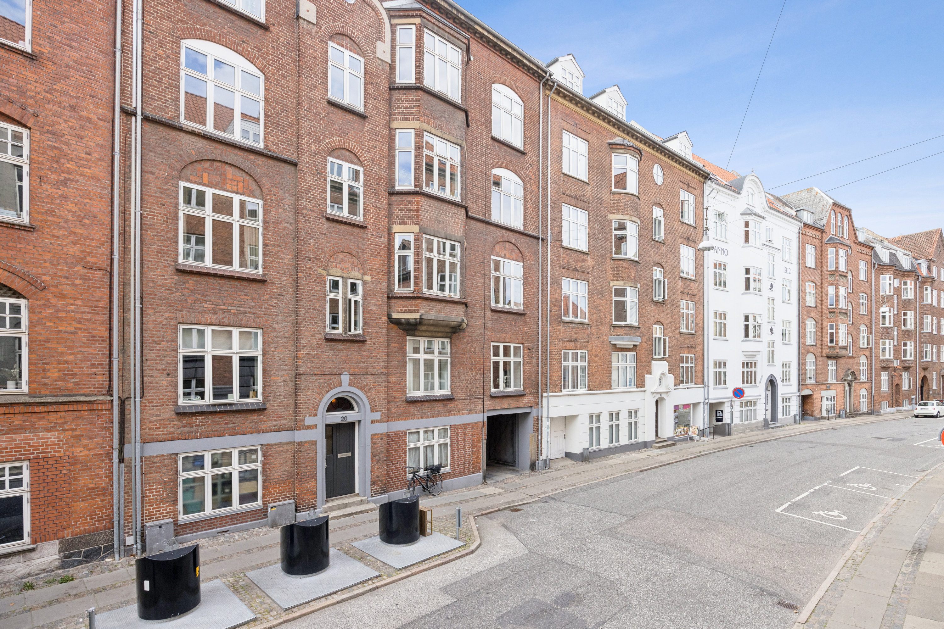 Fremhævet andet billede i fuldskærmstilstand. Billede af Holbergsgade 20, 2. th., 9000 Aalborg