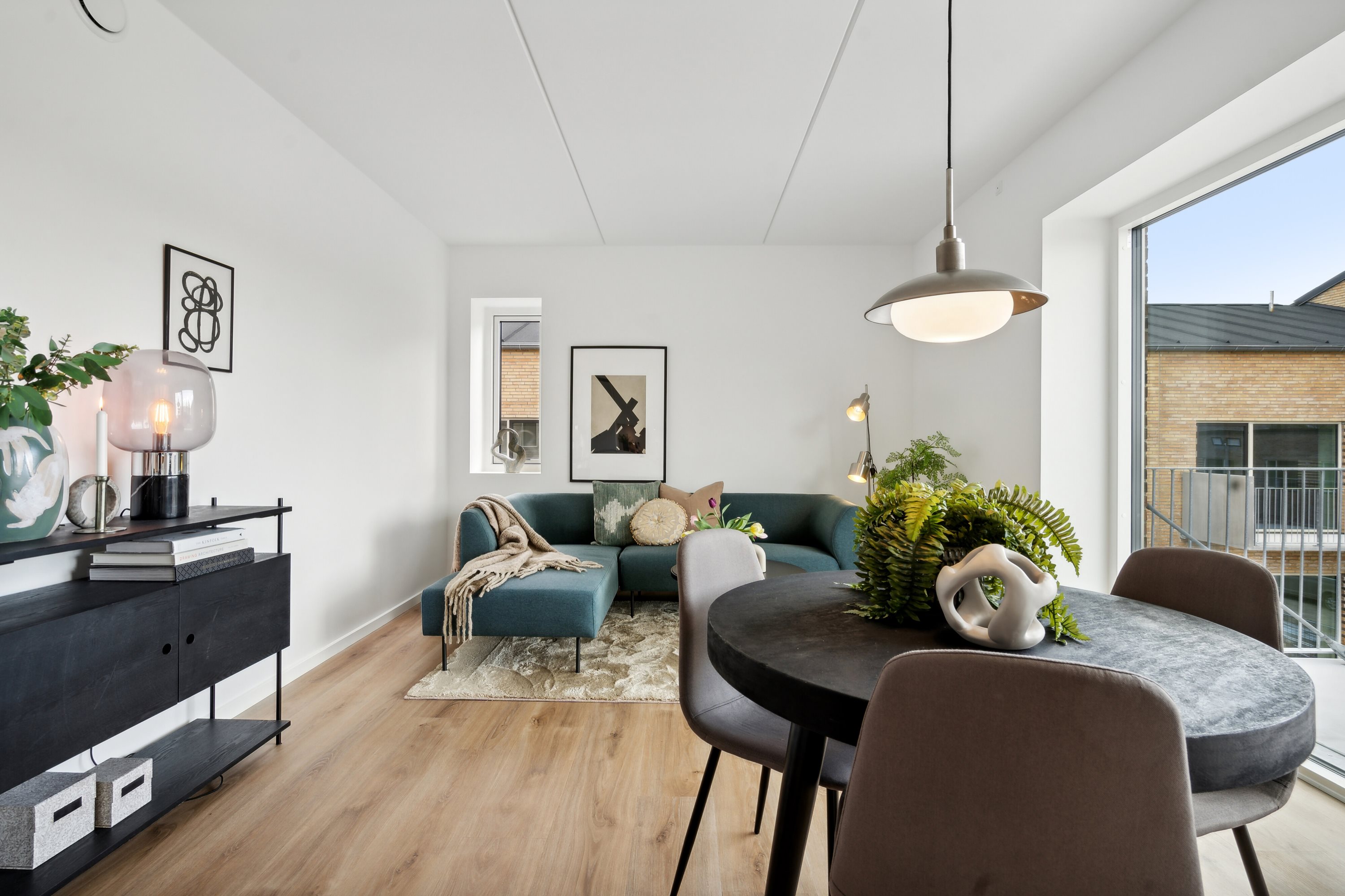 Fremhævet spisestue billede i fuldskærmstilstand. Billede af Midgårdsvej 4, st. th., Bolbro, 5200 Odense V