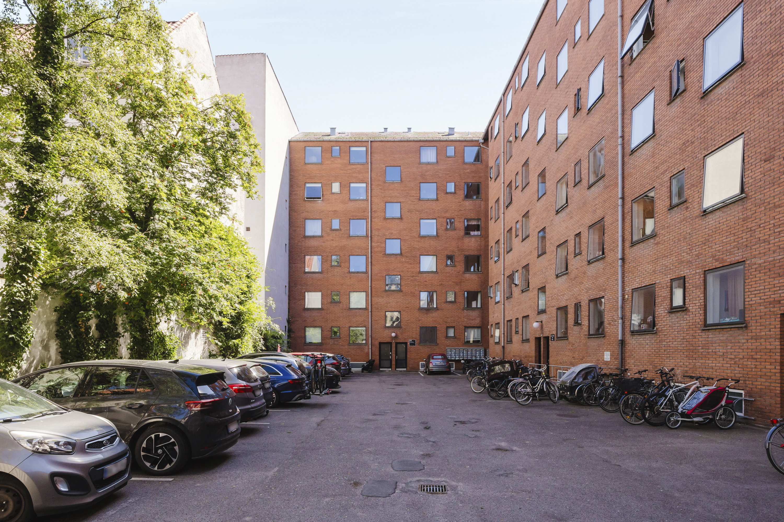 Fremhævet andet billede i fuldskærmstilstand. Billede af Sortedam Dossering 41C, 3. mf., 2200 København N
