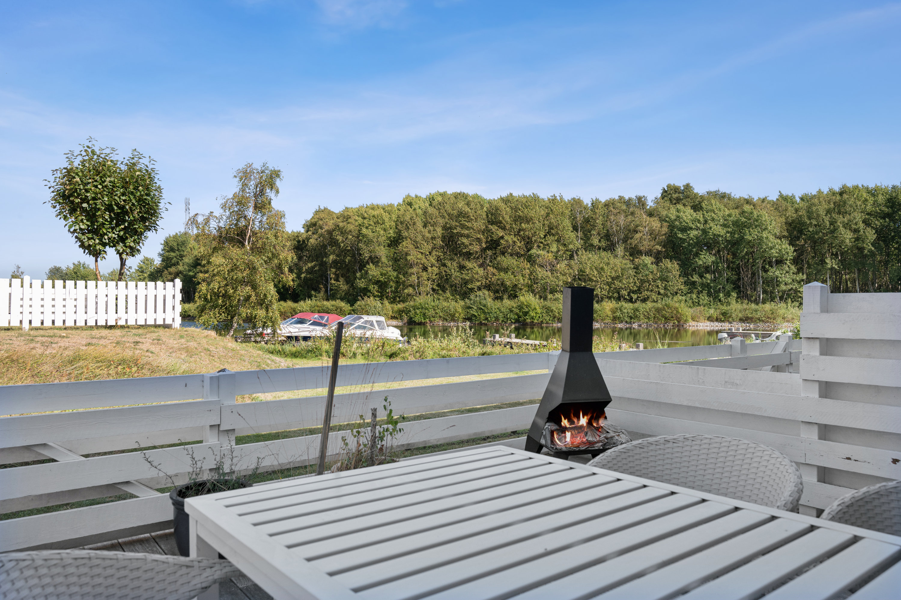 Fremhævet terrasse billede i fuldskærmstilstand. Billede af Øerkrogvejen 2, 209., 8400 Ebeltoft