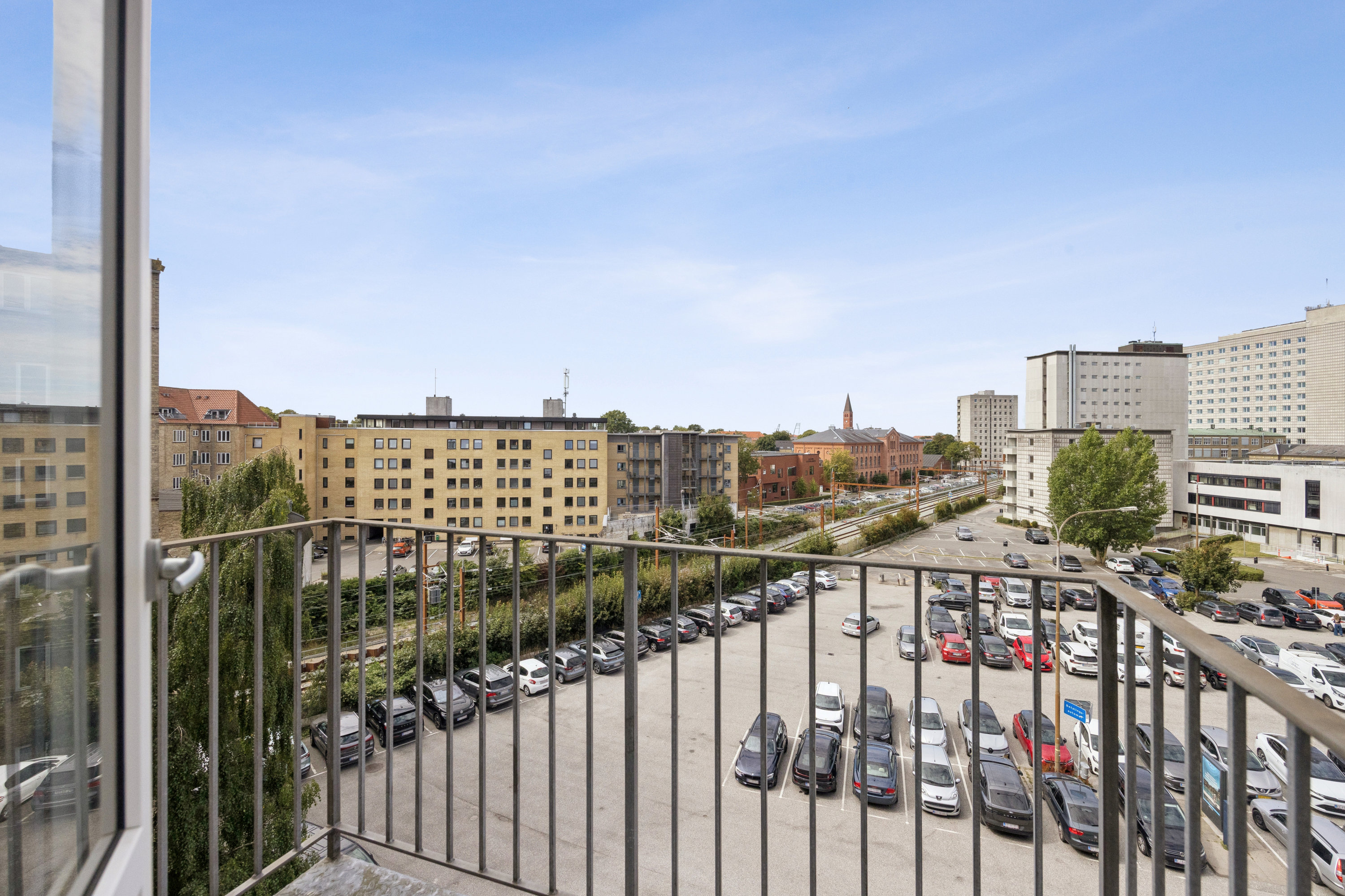 Fremhævet altan billede i fuldskærmstilstand. Billede af Vesterbro 57, 4. tv., 9000 Aalborg