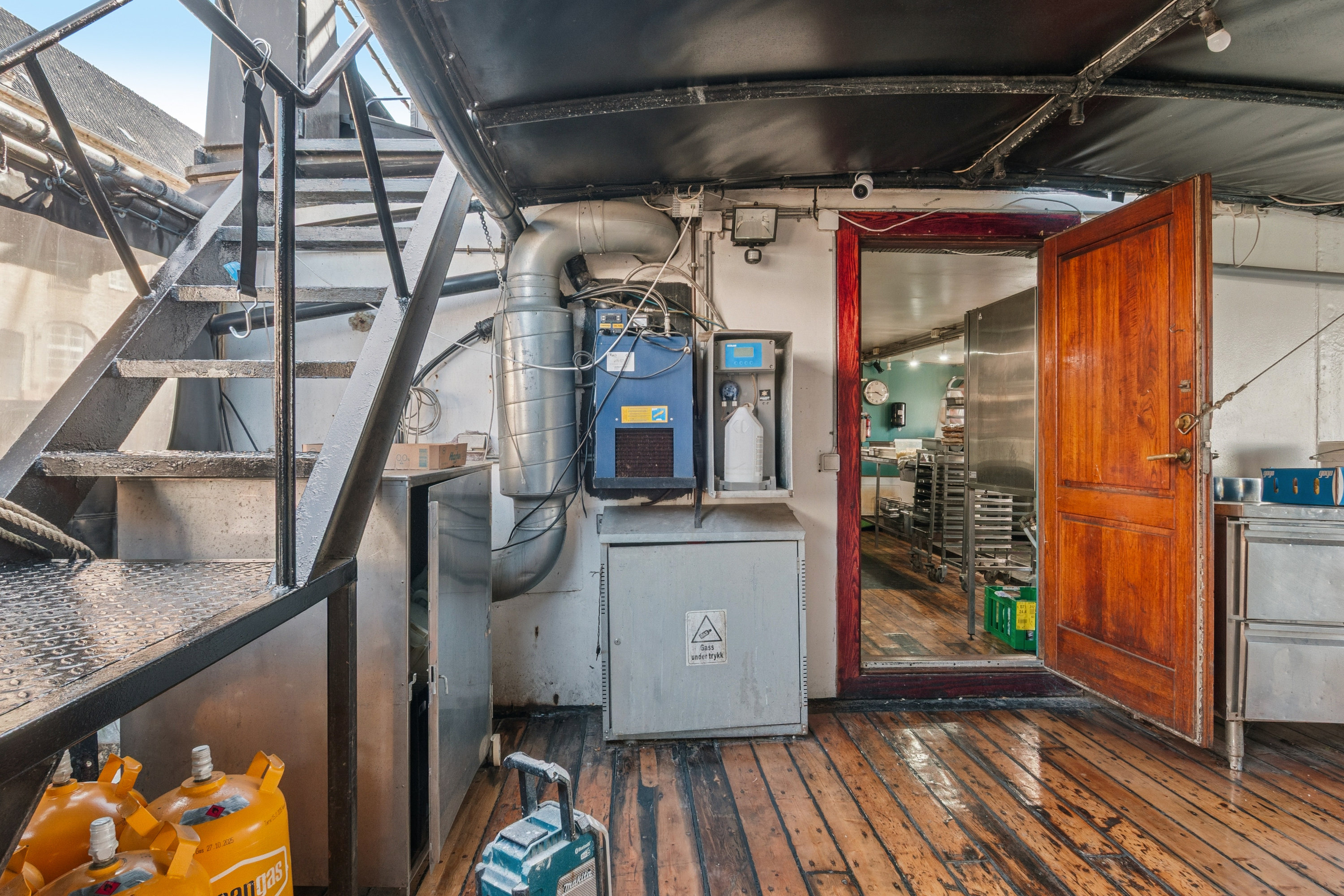 Fremhævet disponibelt rum billede i fuldskærmstilstand. Billede af Takkelloftvej 31, 1437 København K