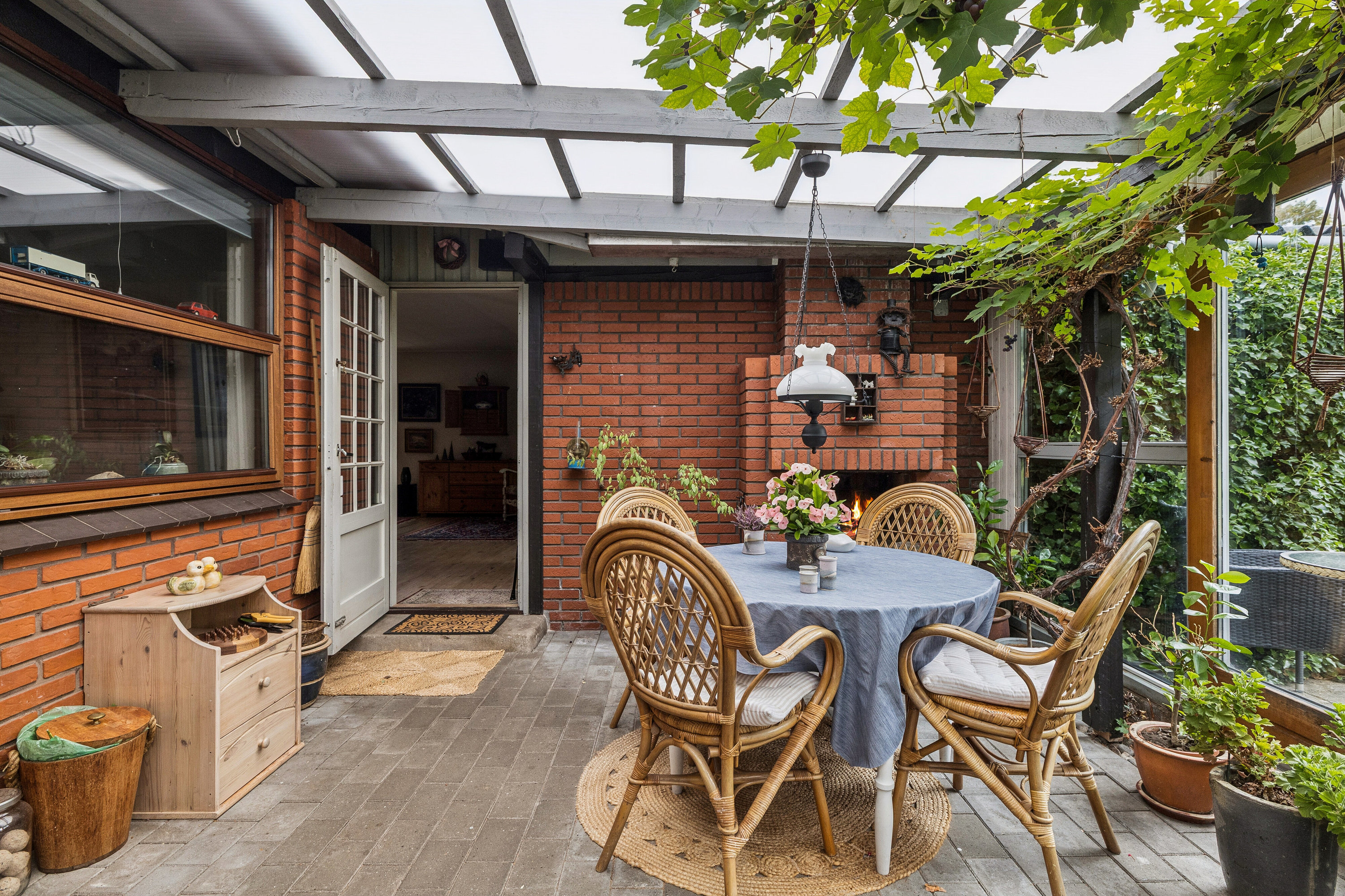 Fremhævet terrasse billede i fuldskærmstilstand. Billede af Falkevej 9, 9800 Hjørring