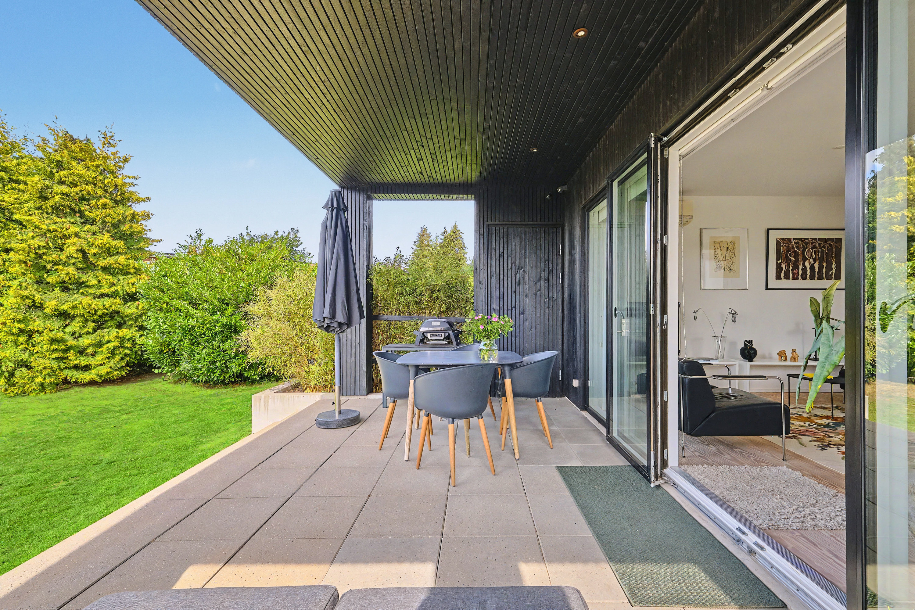 Fremhævet overdækket terrasse billede i fuldskærmstilstand. Billede af Eugen Warmings Vej 25, 8000 Aarhus C