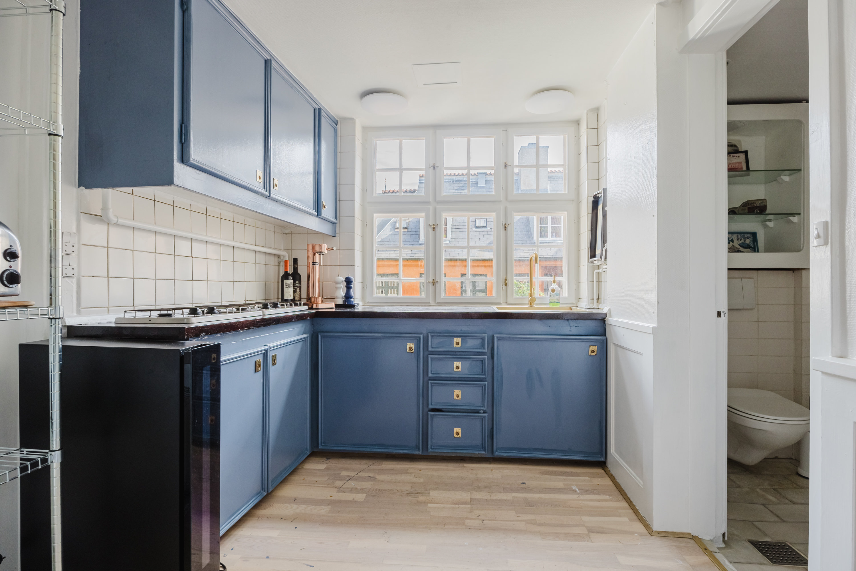 Fremhævet andet billede i fuldskærmstilstand. Billede af Knabrostræde 5, 3. tv., 1210 København K