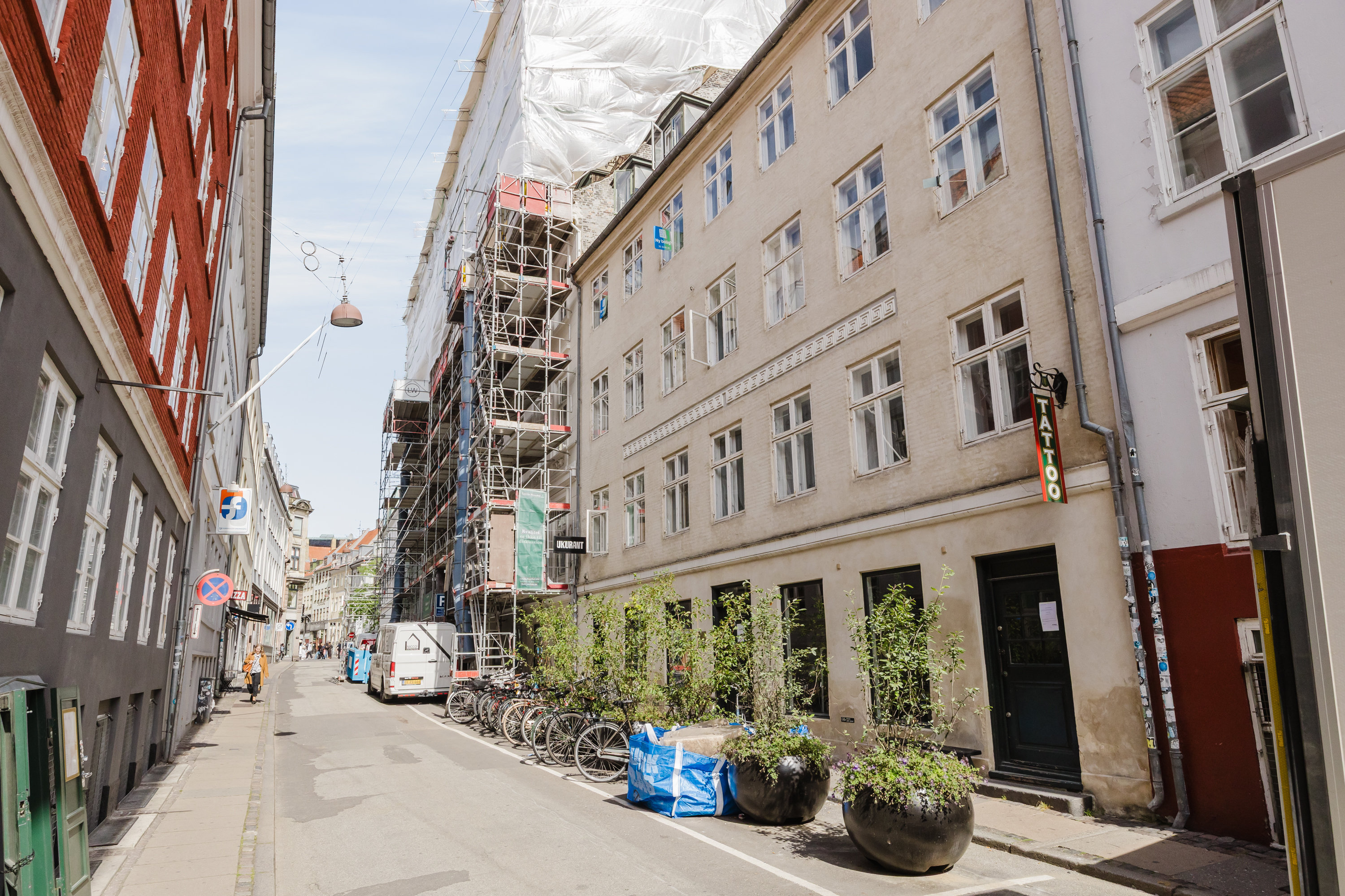 Fremhævet andet billede i fuldskærmstilstand. Billede af Knabrostræde 5, 3. tv., 1210 København K