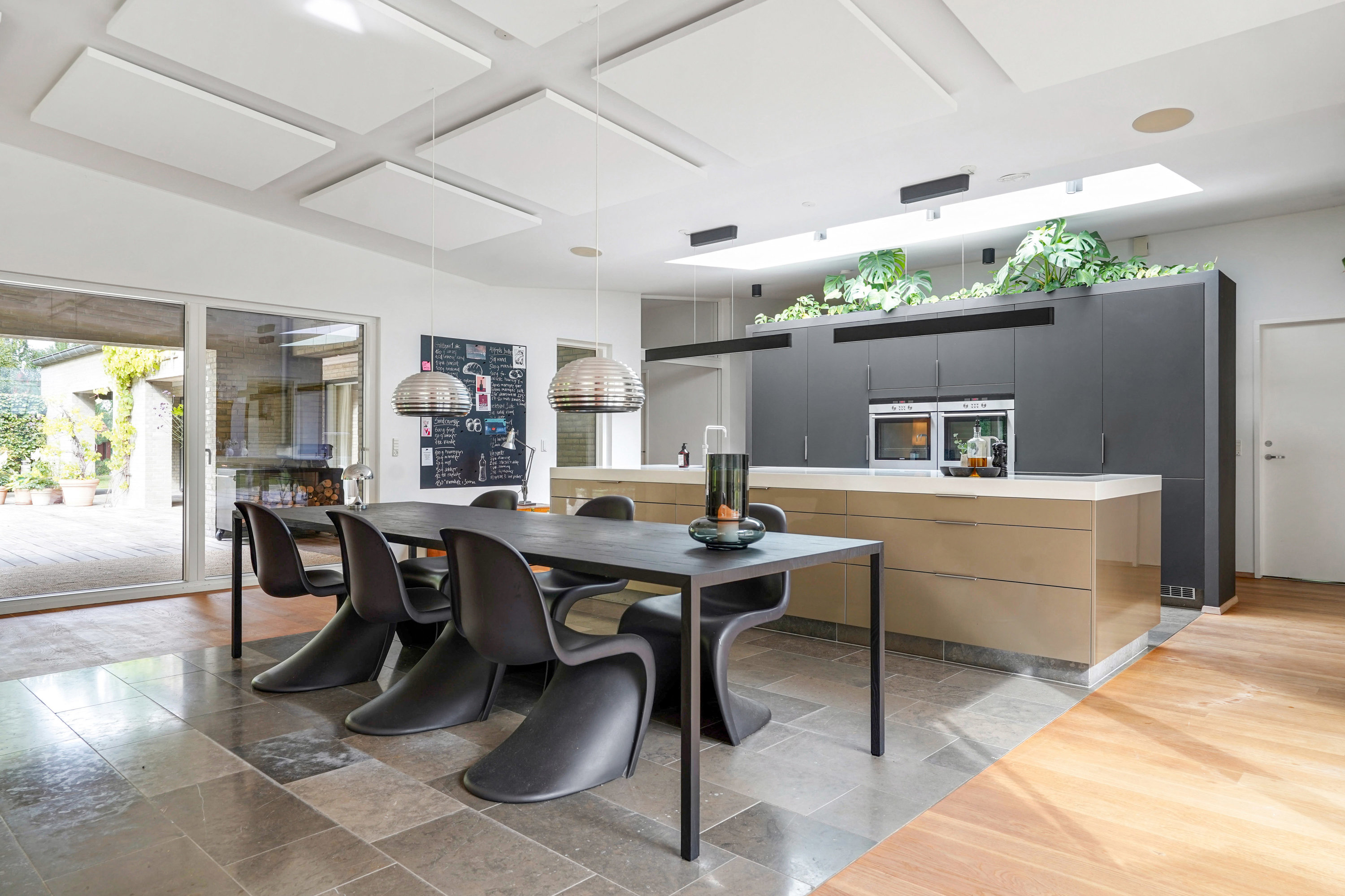 Skovbakkevænget 11, Skt Klemens, 5260 Odense S