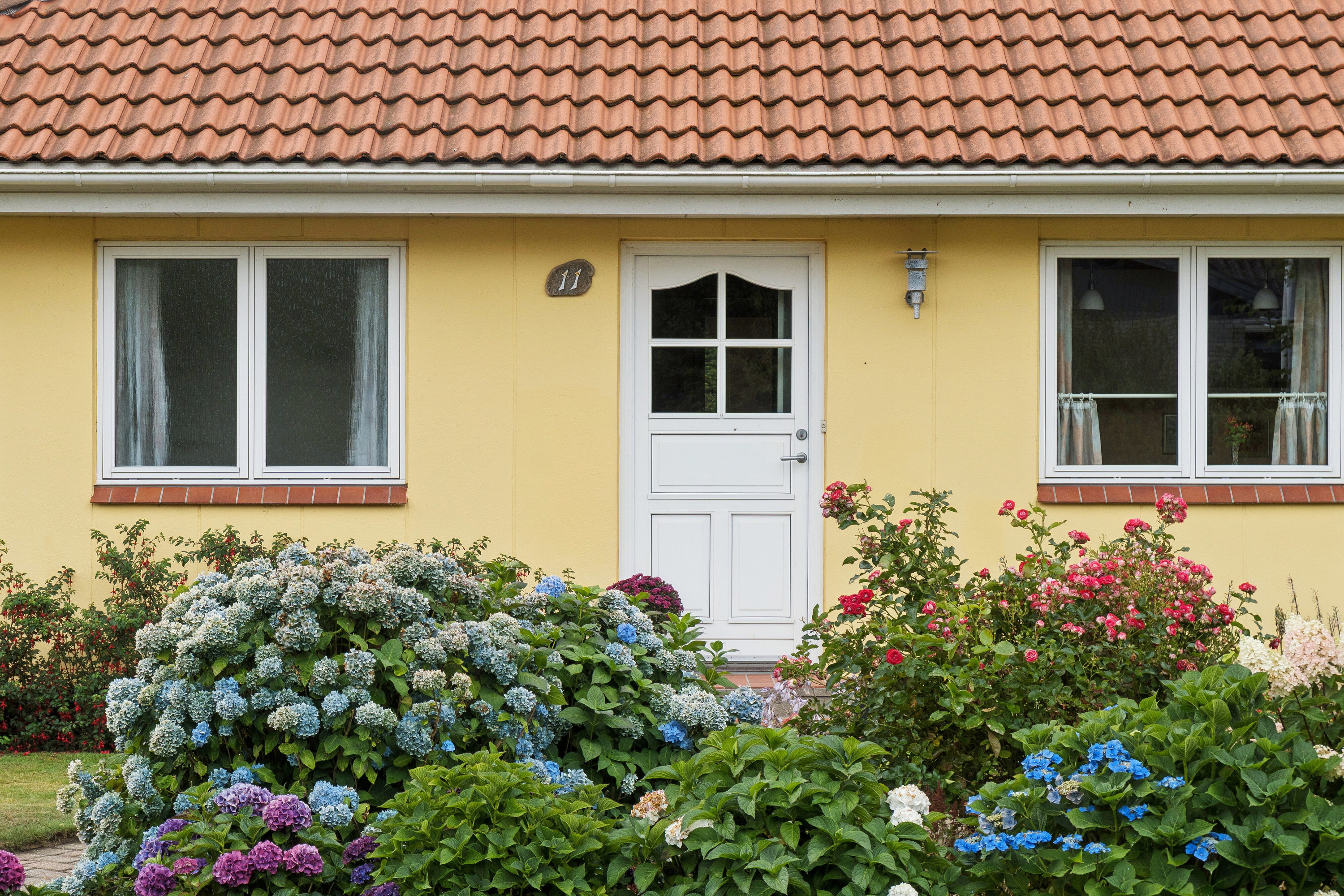 Fremhævet entré billede i fuldskærmstilstand. Billede af Rosenvænget 11, 7755 Bedsted Thy