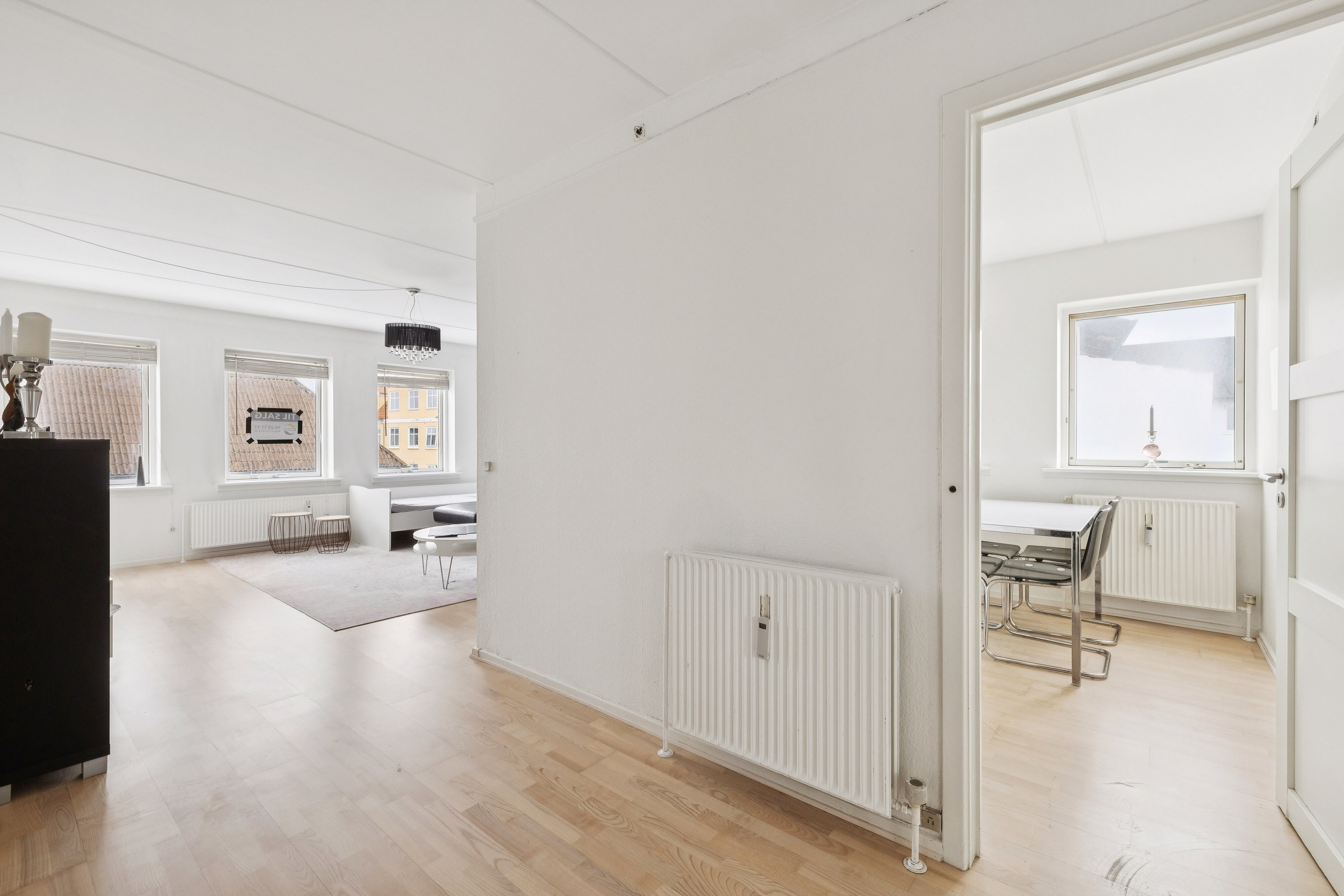 Fremhævet hall billede i fuldskærmstilstand. Billede af Nørregade 5C, 1. th., 9480 Løkken