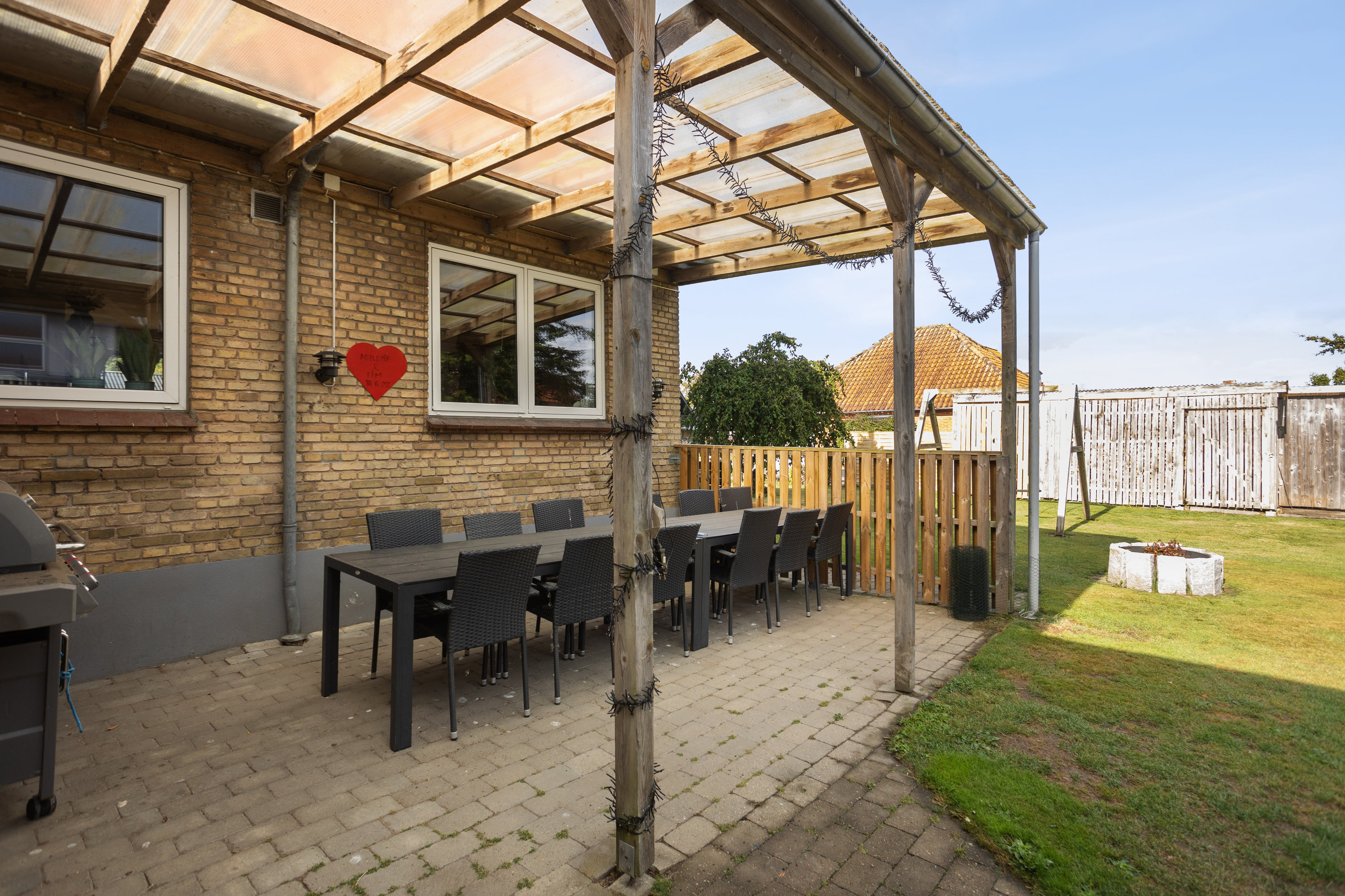 Fremhævet terrasse billede i fuldskærmstilstand. Billede af Provst Schades Alle 19, 7900 Nykøbing M
