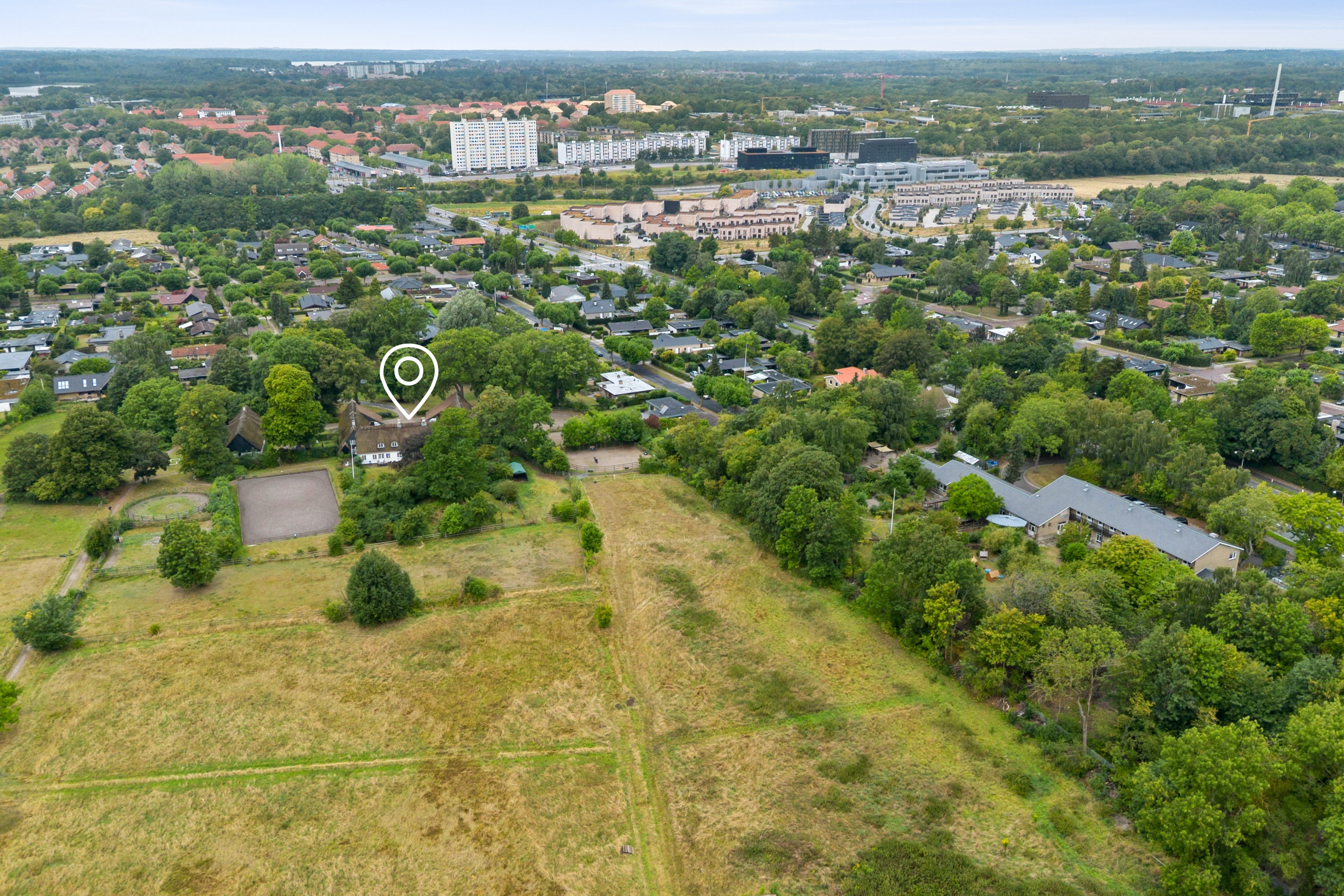Fremhævet luftfoto billede i fuldskærmstilstand. Billede af Hvidegårdsparken 69A, 2800 Kongens Lyngby