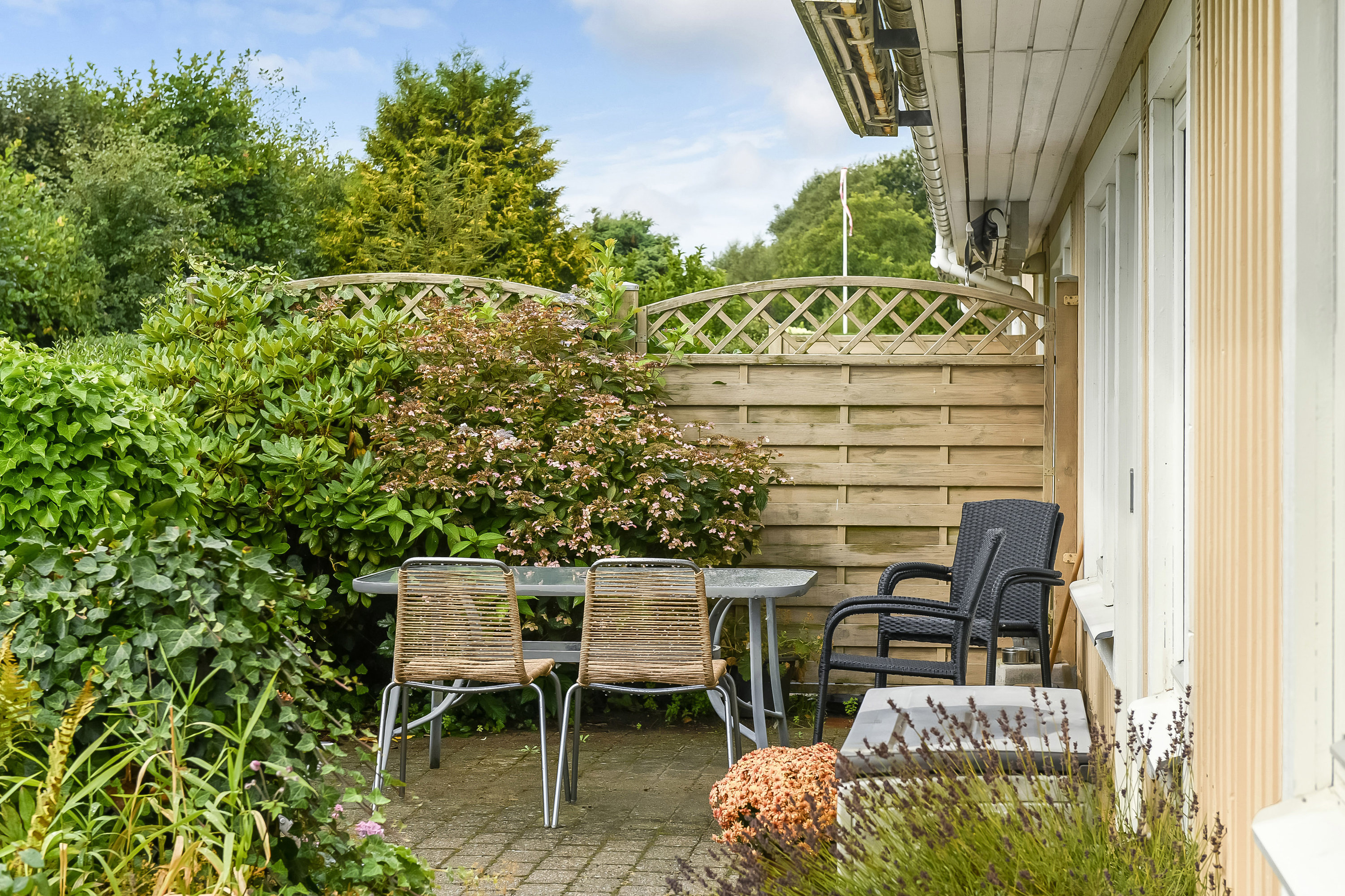 Fremhævet terrasse billede i fuldskærmstilstand. Billede af Mølhøjvej 18A, 6705 Esbjerg Ø