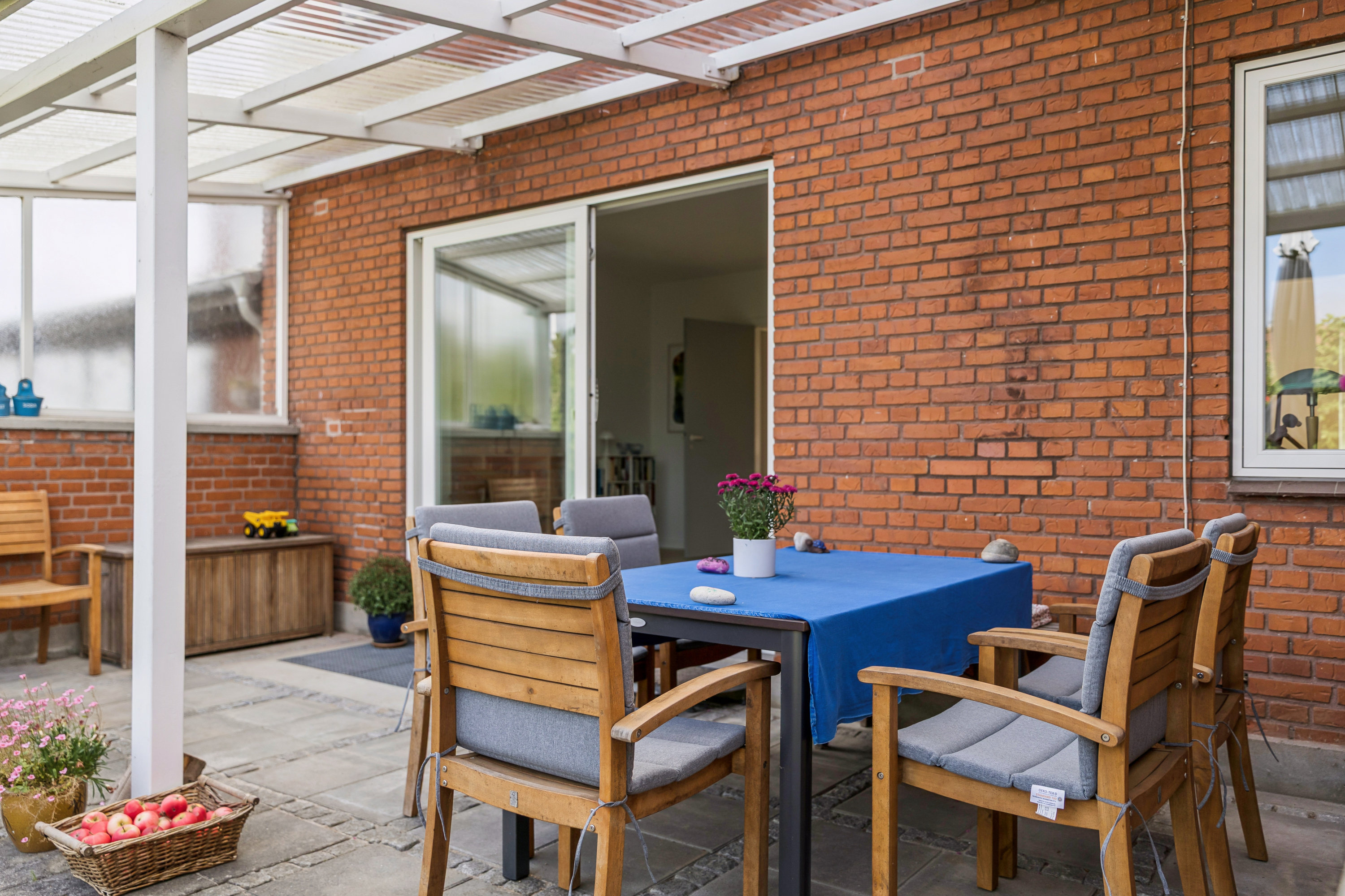 Fremhævet terrasse billede i fuldskærmstilstand. Billede af Alsvej 5, 8240 Risskov