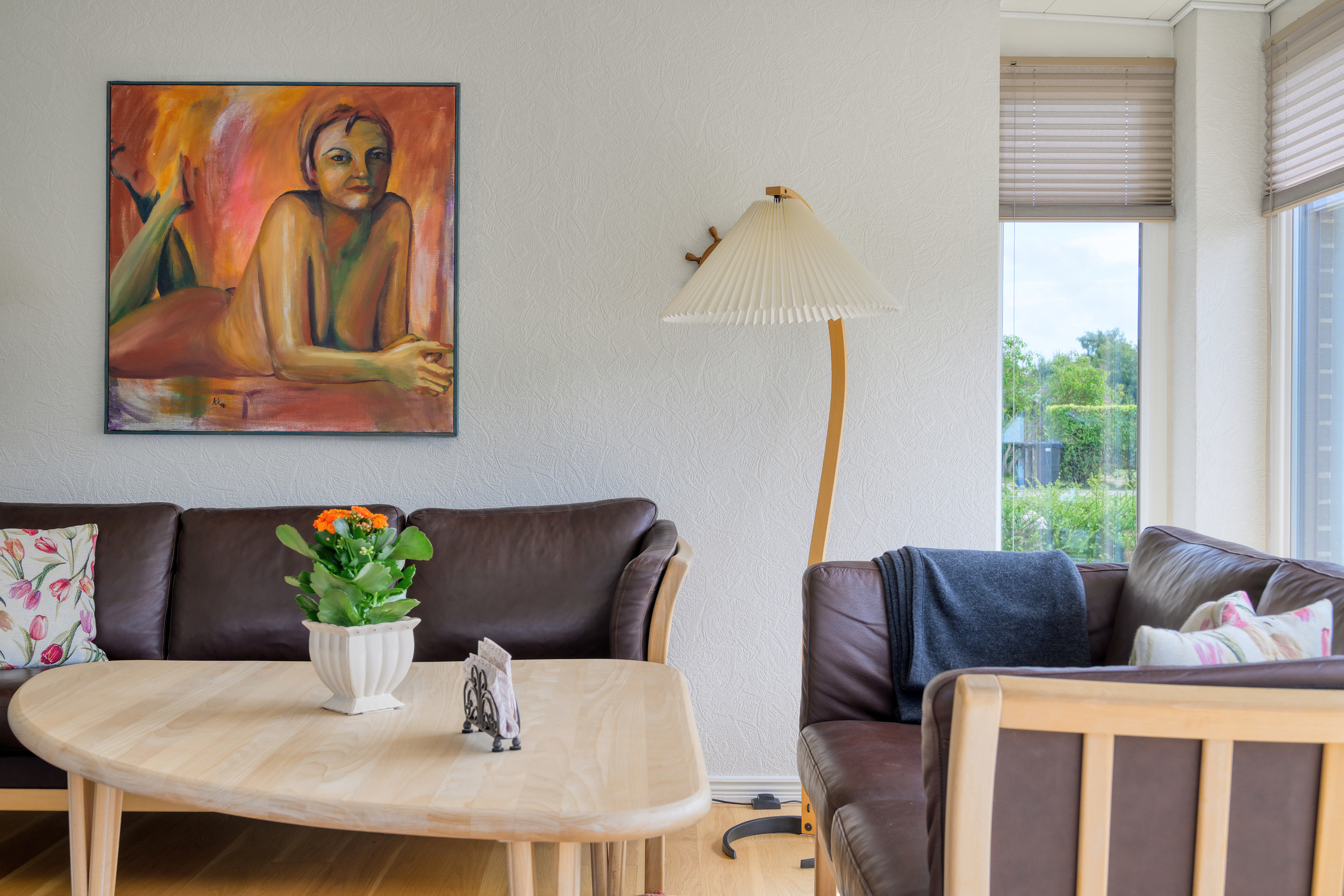 Fremhævet stue billede i fuldskærmstilstand. Billede af Hjejlevej 1, Marielyst, 4873 Væggerløse