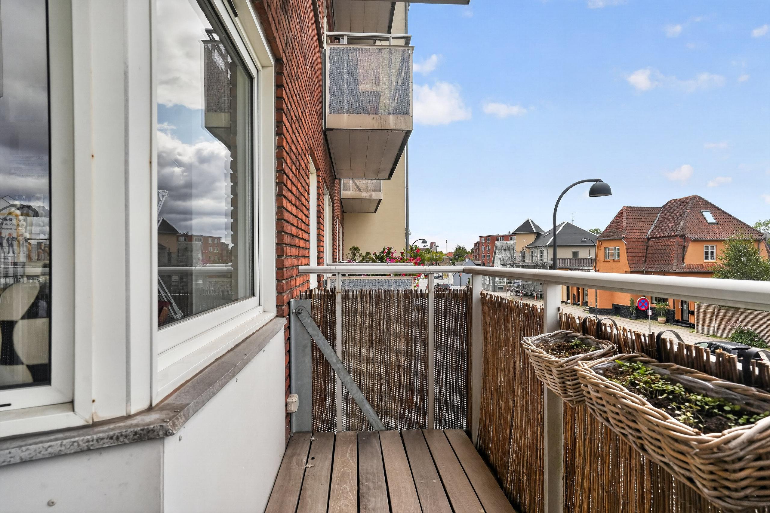 Fremhævet altan billede i fuldskærmstilstand. Billede af Søborg Hovedgade 8D, 1. tv., 2870 Dyssegård
