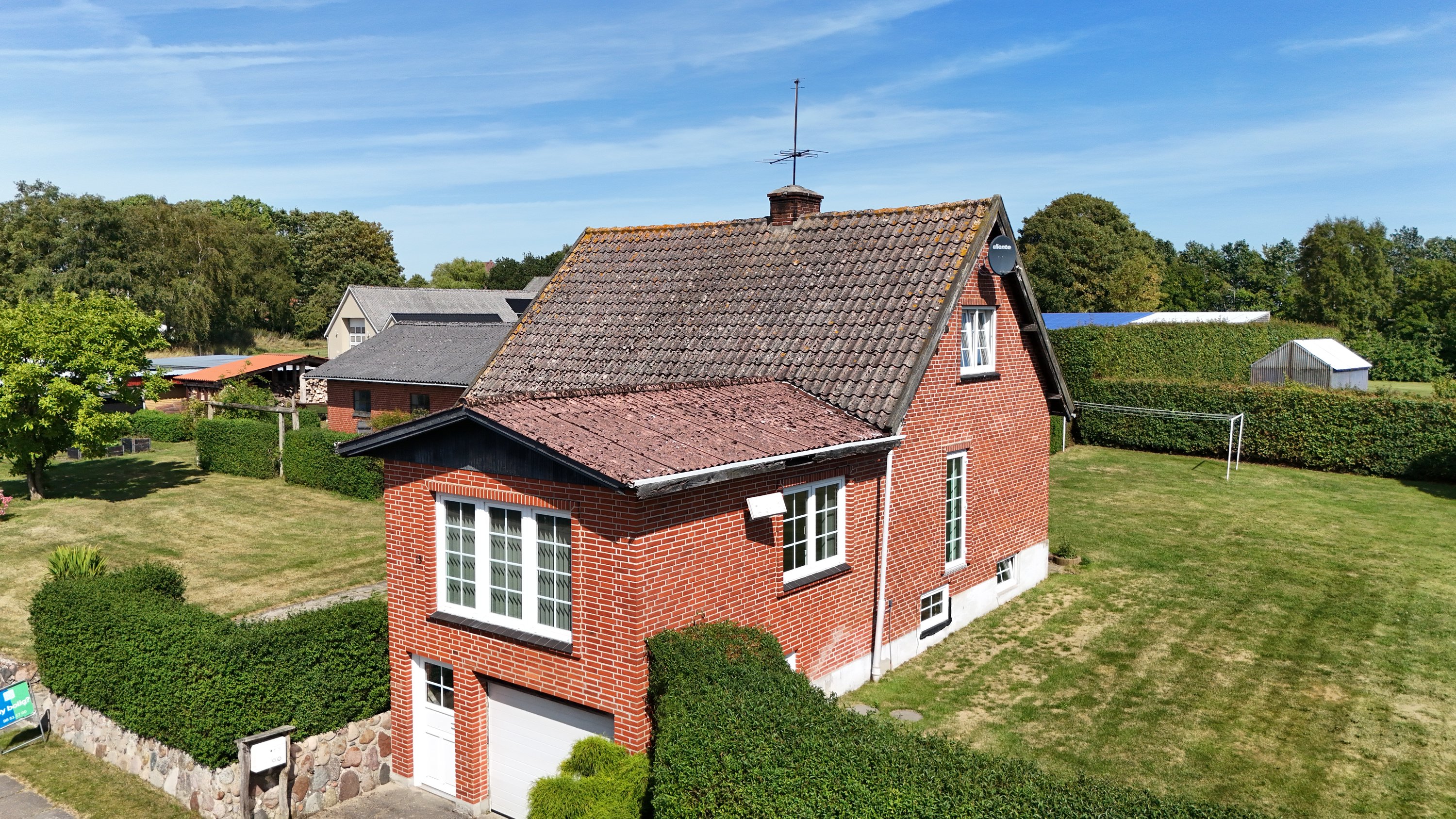 Fremhævet drone1 billede i fuldskærmstilstand. Billede af Søndermarksvej 13+11, Stenild, 9500 Hobro