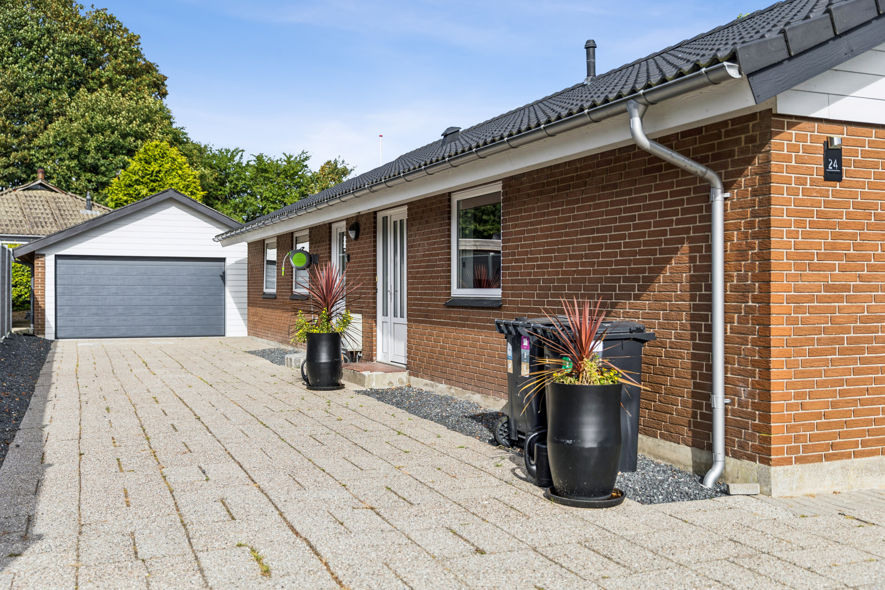 Fremhævet ejendom billede i fuldskærmstilstand. Billede af Rønnebærvej 24, 9500 Hobro
