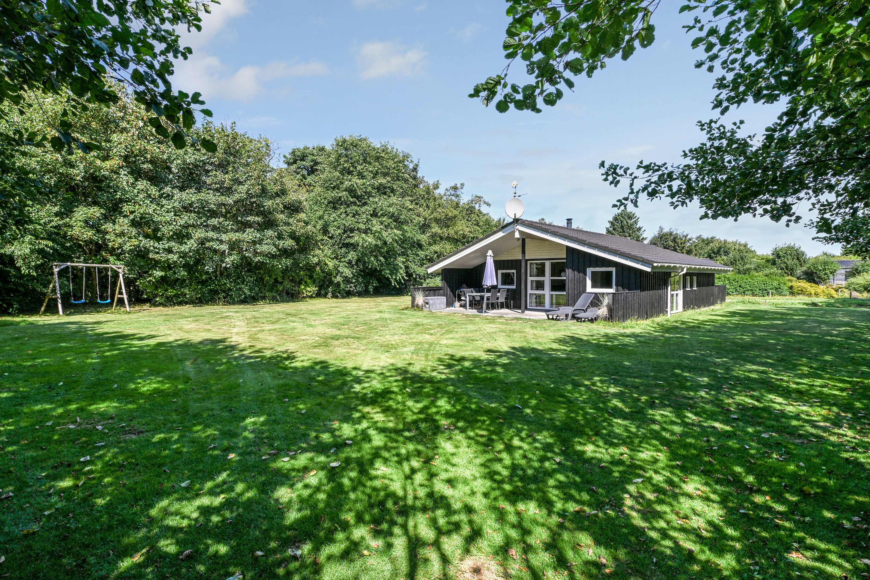 Enebærvangen 11, Jegum, 6840 Oksbøl