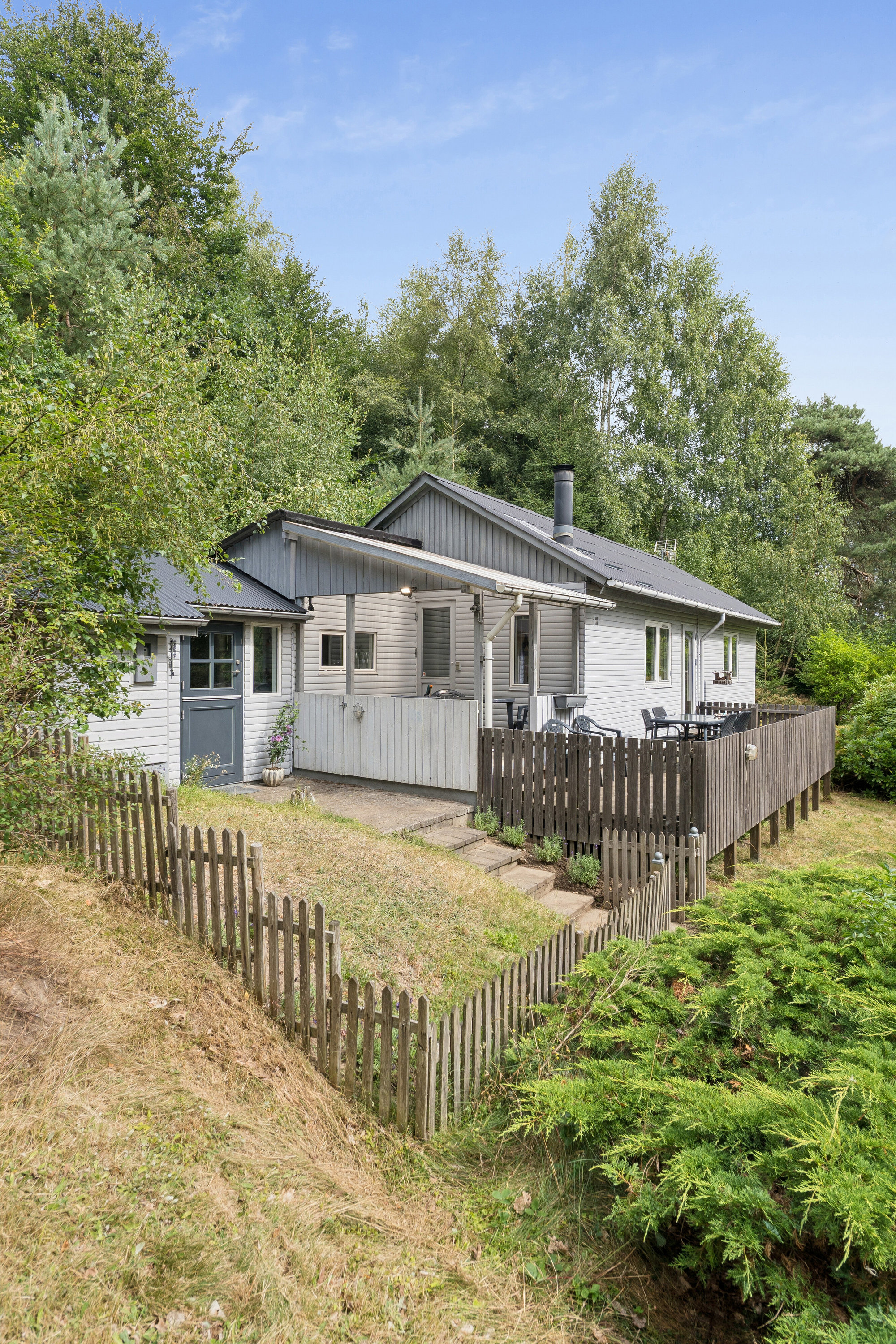 Fremhævet set fra haven billede i fuldskærmstilstand. Billede af Allinggårdsvej 27, Grauballe, 8600 Silkeborg