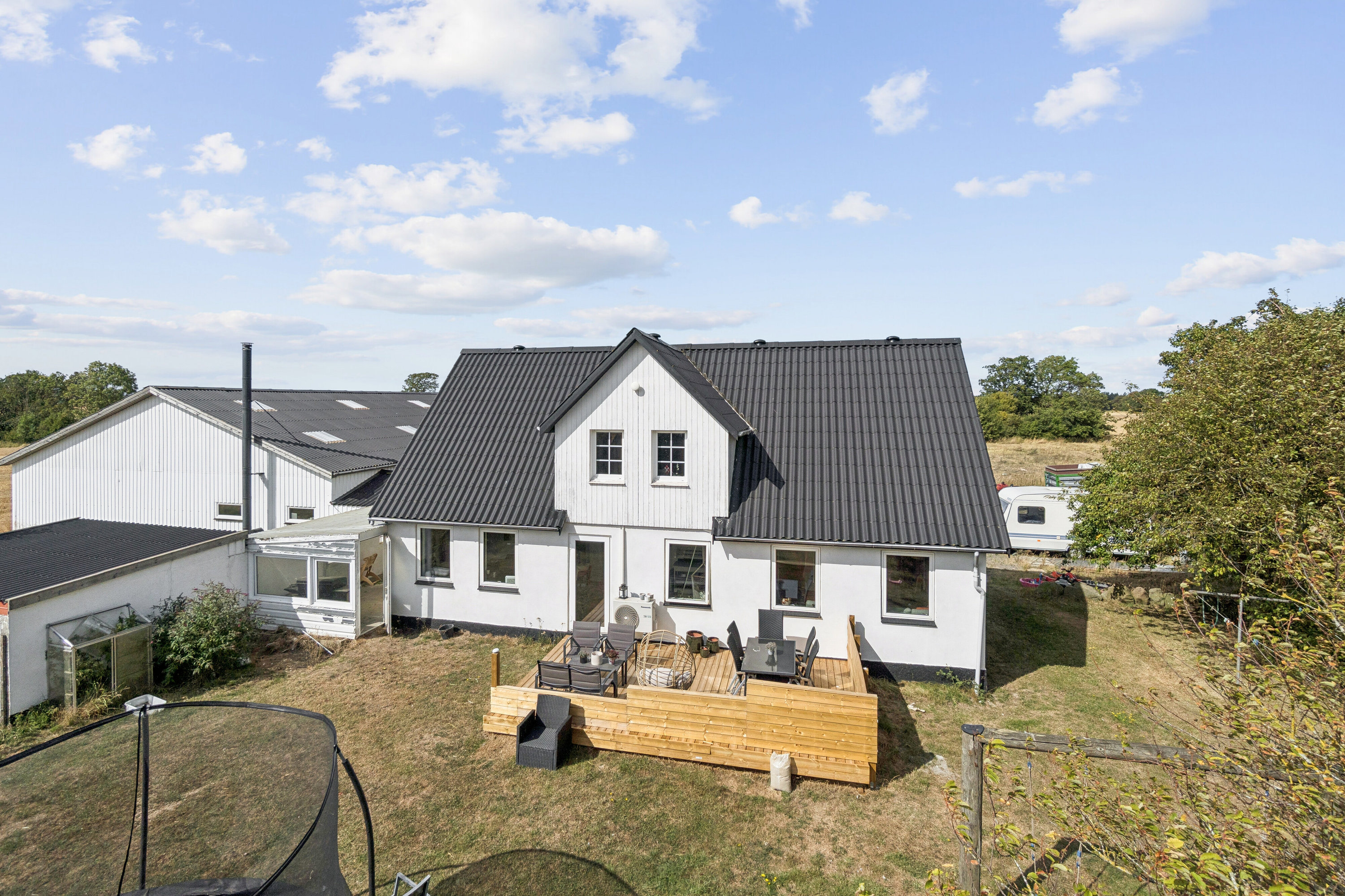 Fremhævet set fra haven billede i fuldskærmstilstand. Billede af Glappevej 4, Østermarie, 3751 Østermarie