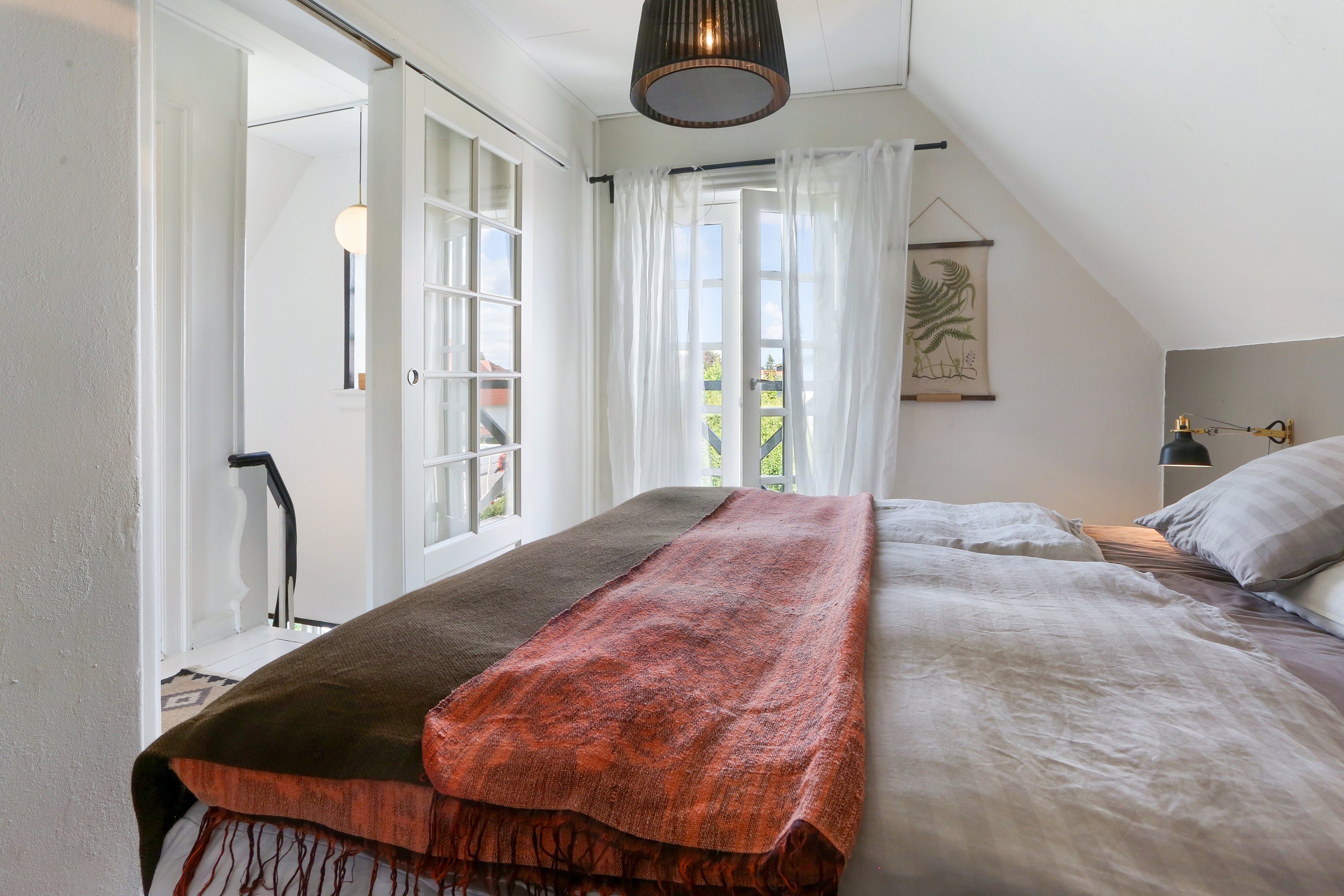 Fremhævet soveværelse billede i fuldskærmstilstand. Billede af Amager Landevej 21, 2770 Kastrup