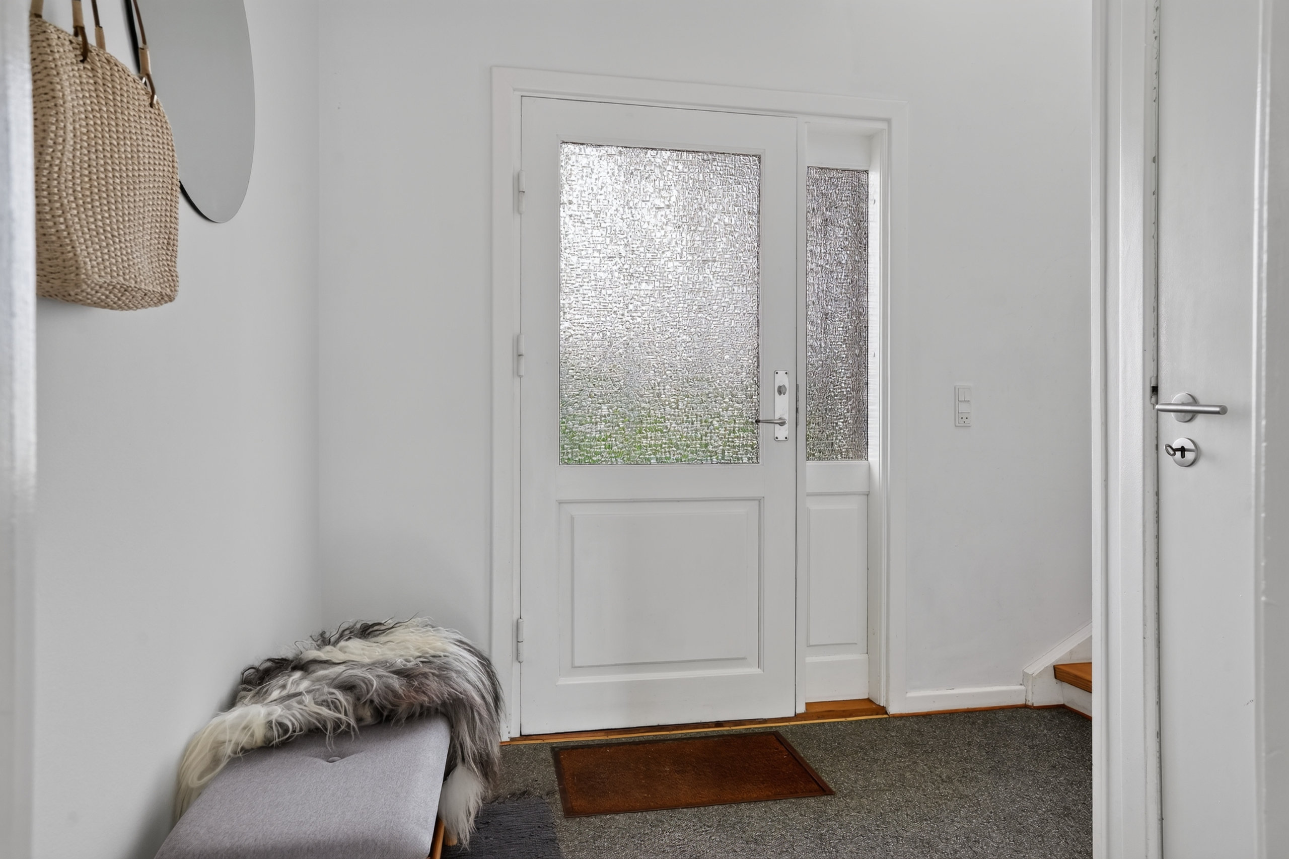 Fremhævet entré billede i fuldskærmstilstand. Billede af Veksebovej 25, Veksebo, 3480 Fredensborg