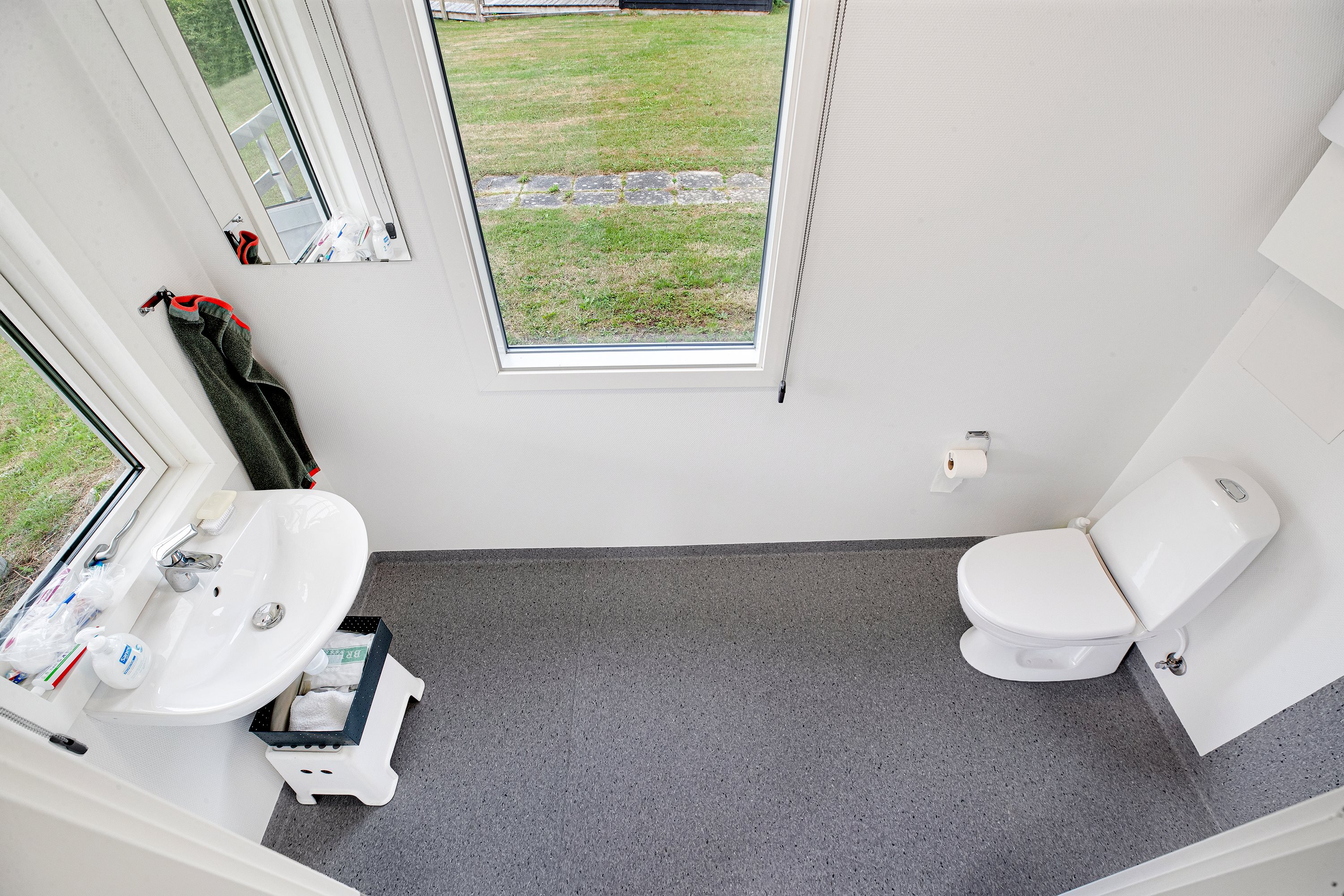 Fremhævet badeværelse billede i fuldskærmstilstand. Billede af Chr Bachsvej 9A, Asserballeskov, 6440 Augustenborg