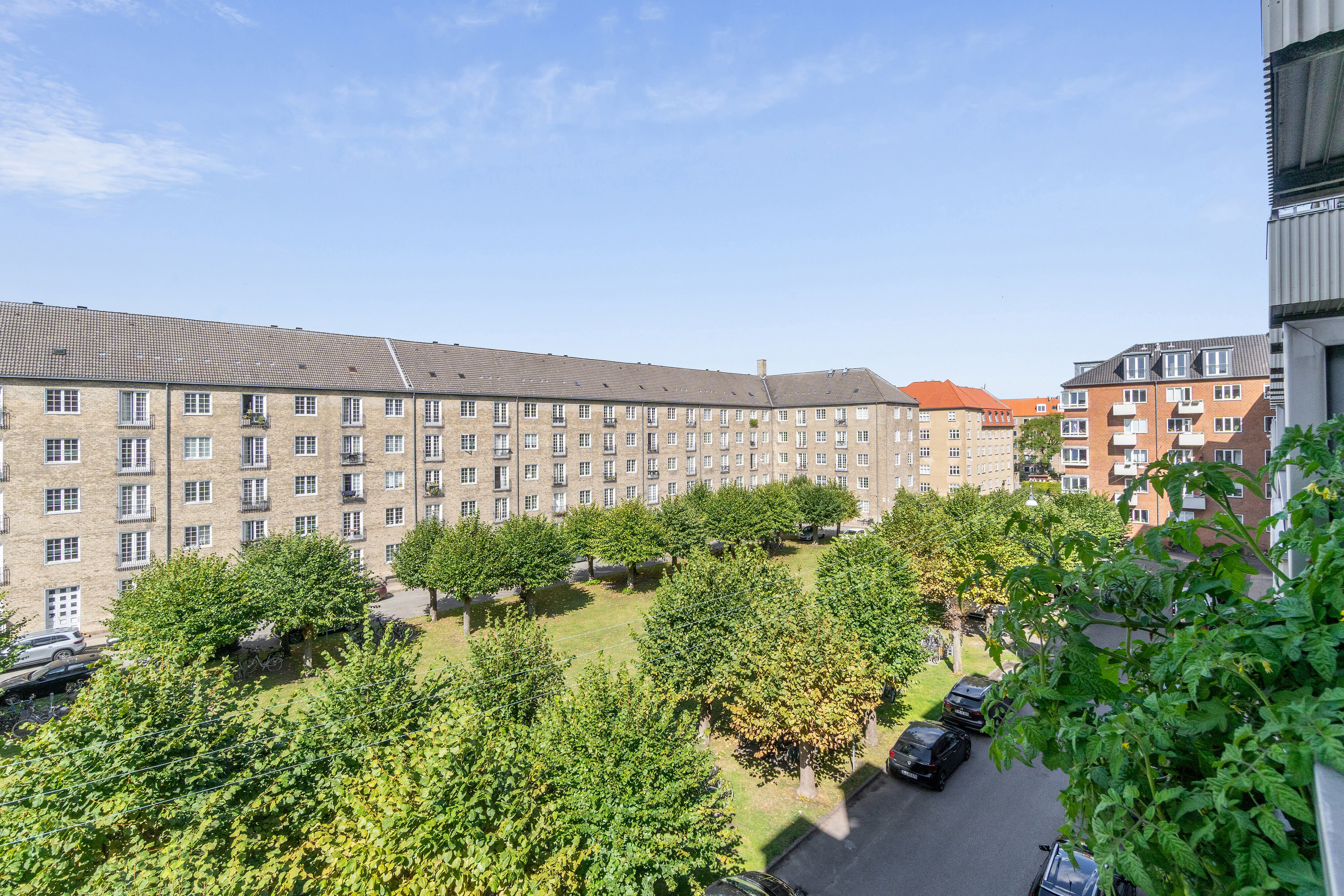 Fremhævet udendørs billede i fuldskærmstilstand. Billede af Dalføret 13, 3. tv., 2300 København S