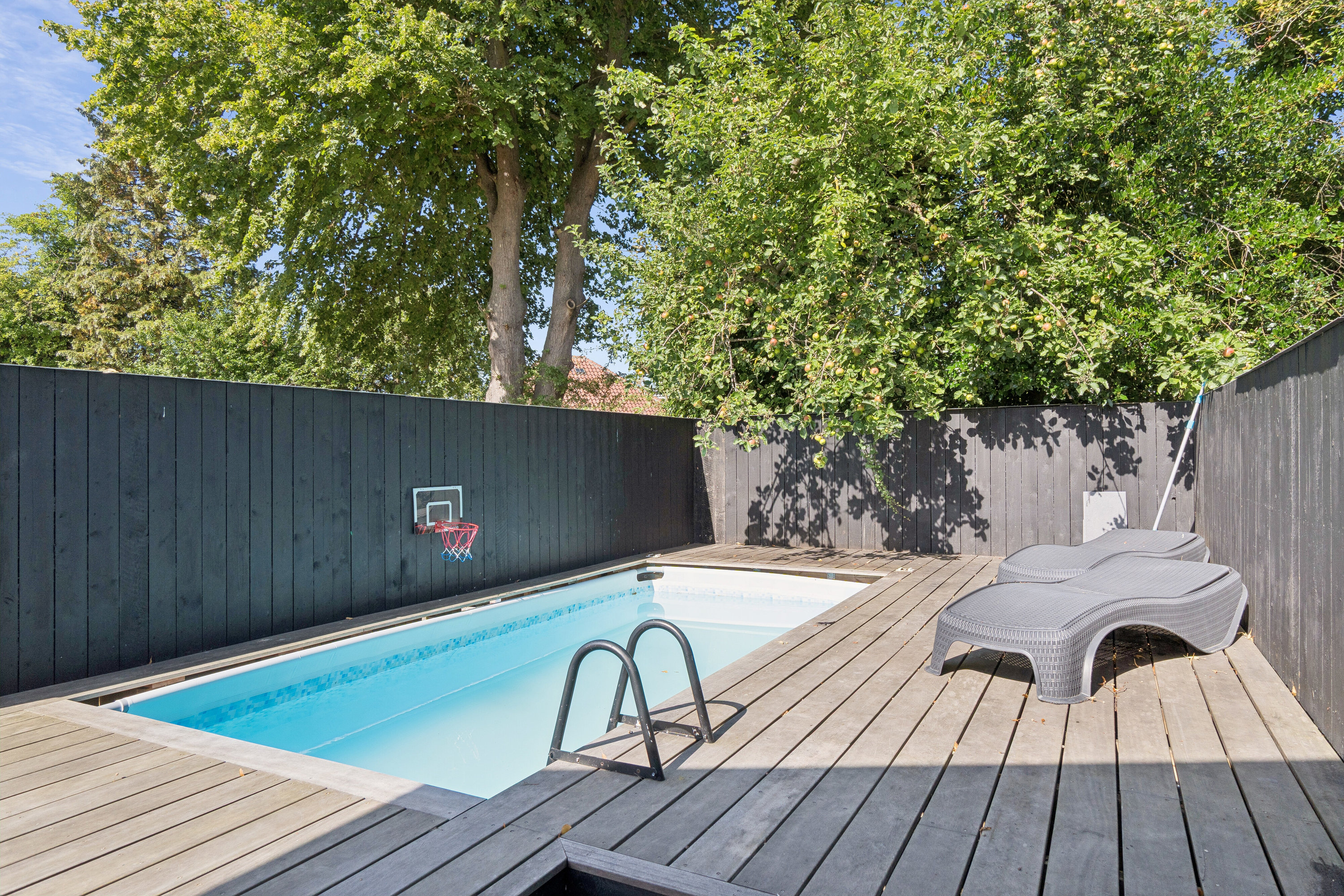 Fremhævet swimmingpool billede i fuldskærmstilstand. Billede af Damhus Boulevard 42, 2610 Rødovre