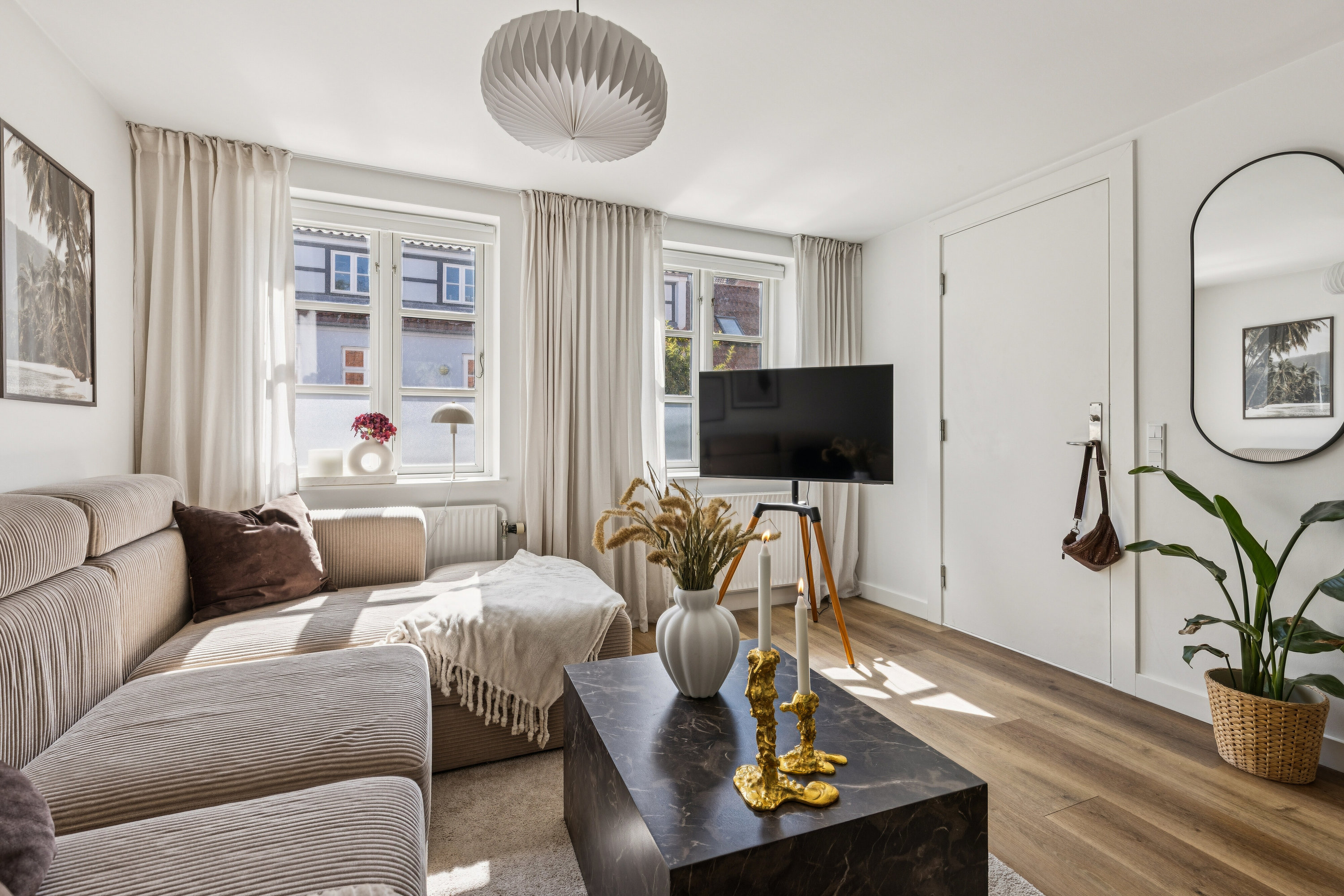 Fremhævet stue billede i fuldskærmstilstand. Billede af Smedegade 25B, st. th., 4200 Slagelse