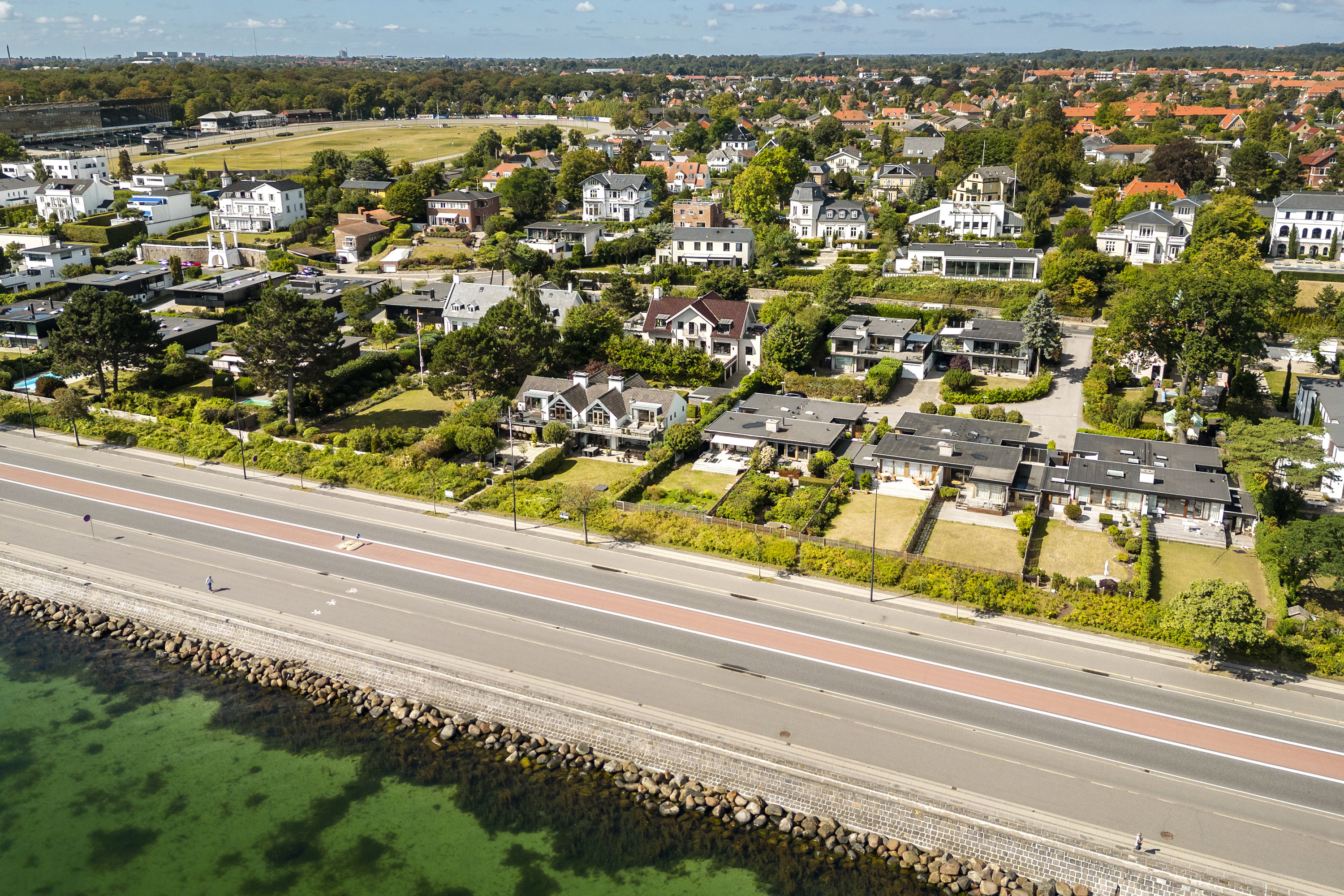 Fremhævet område billede i fuldskærmstilstand. Billede af Strandvejen 192A, 2920 Charlottenlund